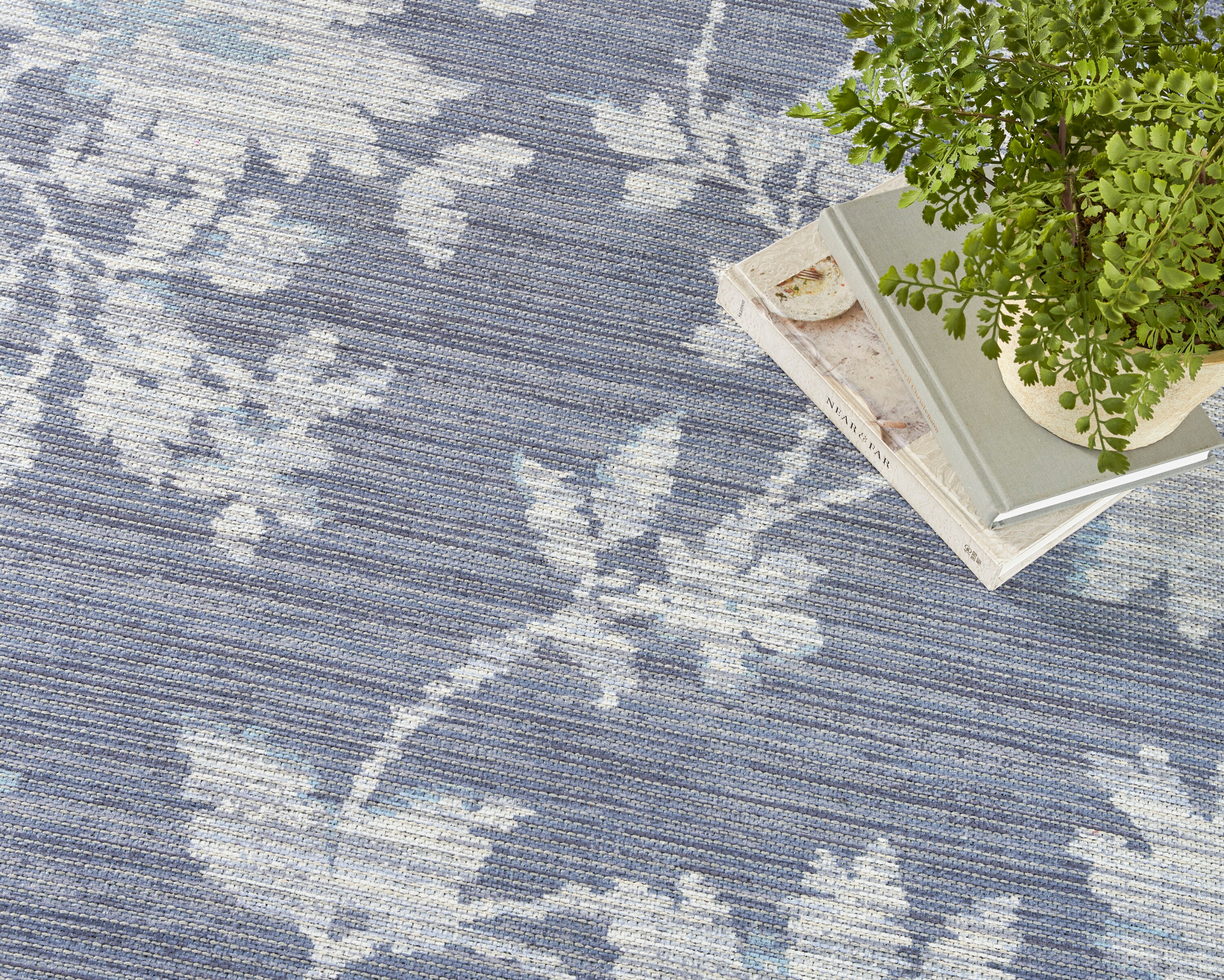 Gray and White Floral Chenille Rectangular Area Rug 7'10" x 9'10"