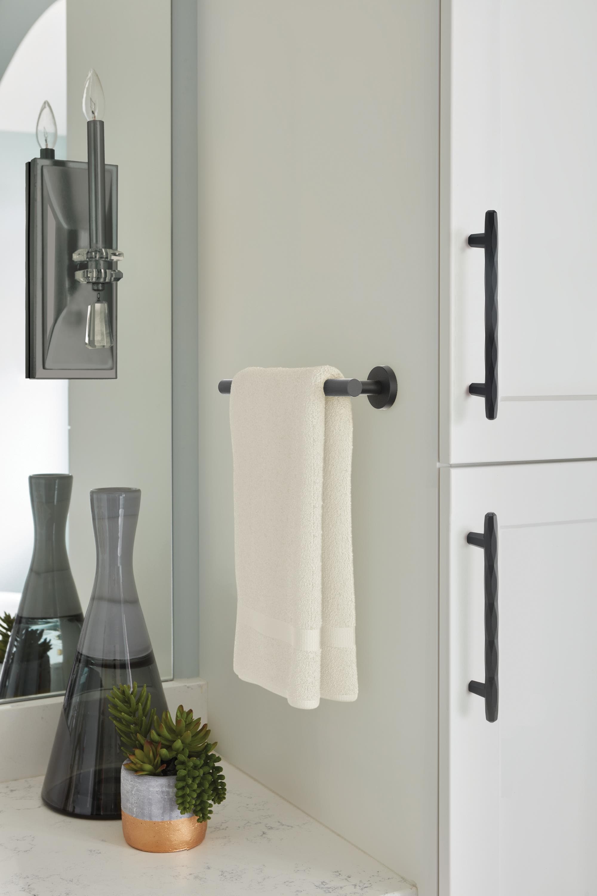 Matte Black Wall Mounted Metal Towel Bar