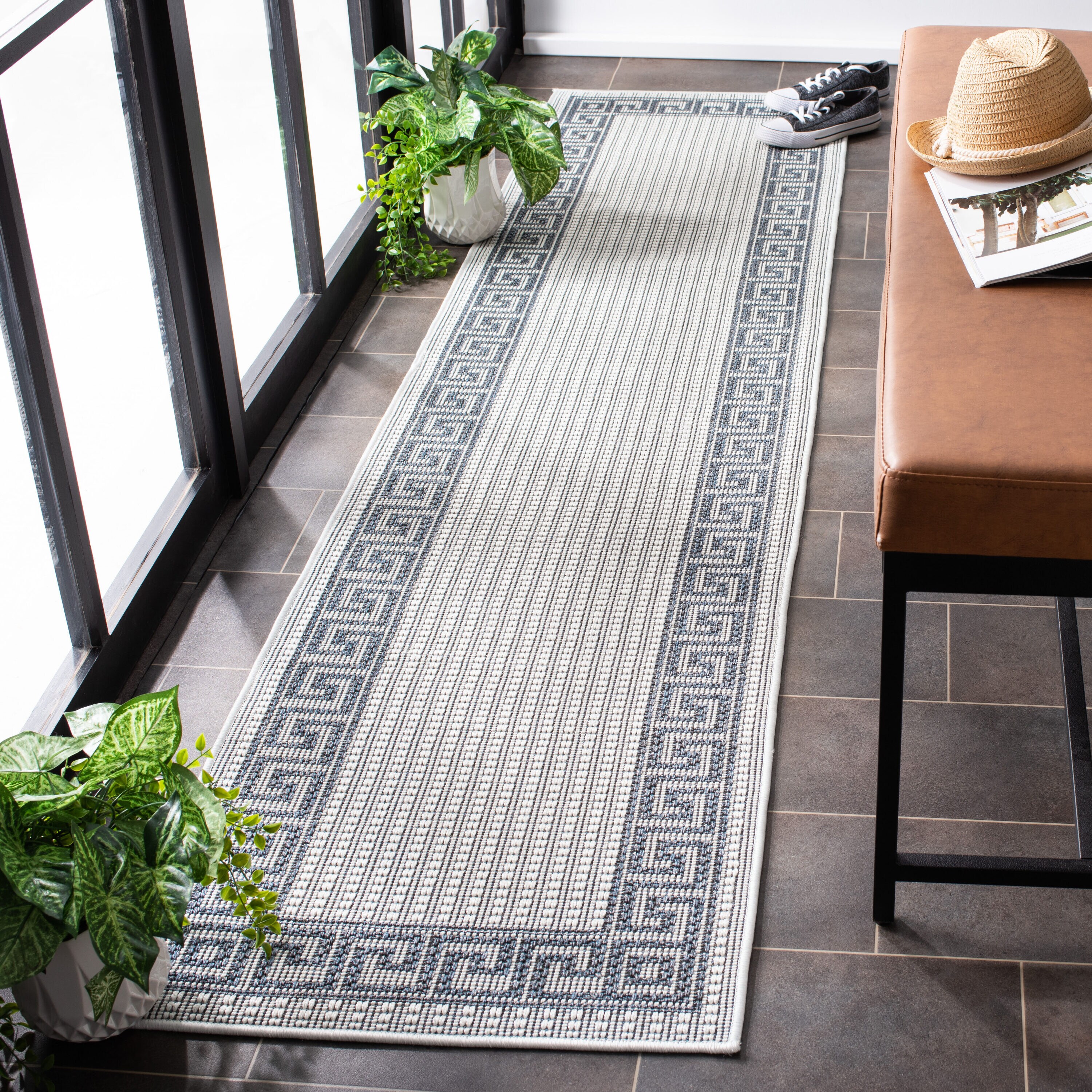 Safavieh BMU820A-28 Bermuda 2 x 8 (ft) Synthetic Ivory/Blue Rectangular Indoor/Outdoor Geometric Machine washable Runner rug