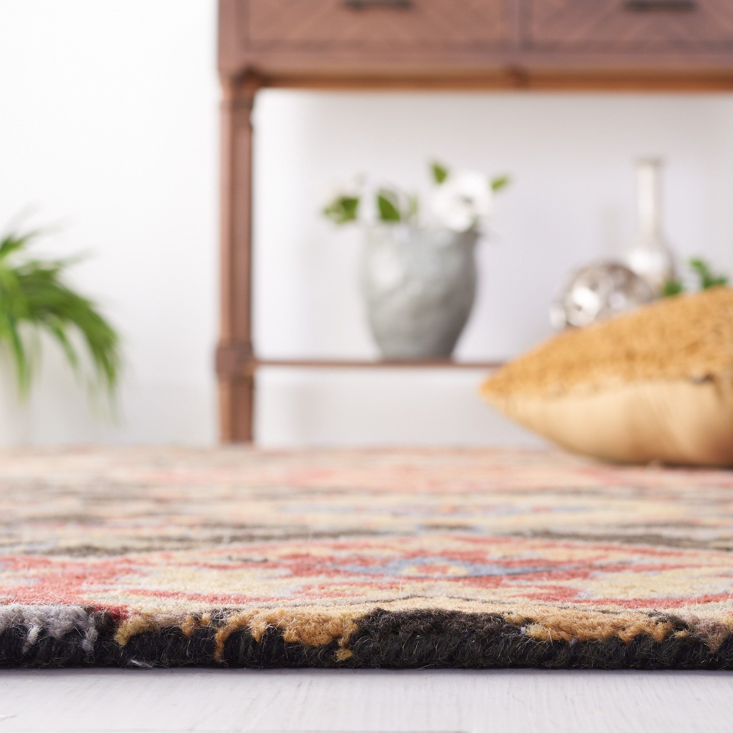 Safavieh HG653H-28 rugs - View #4
