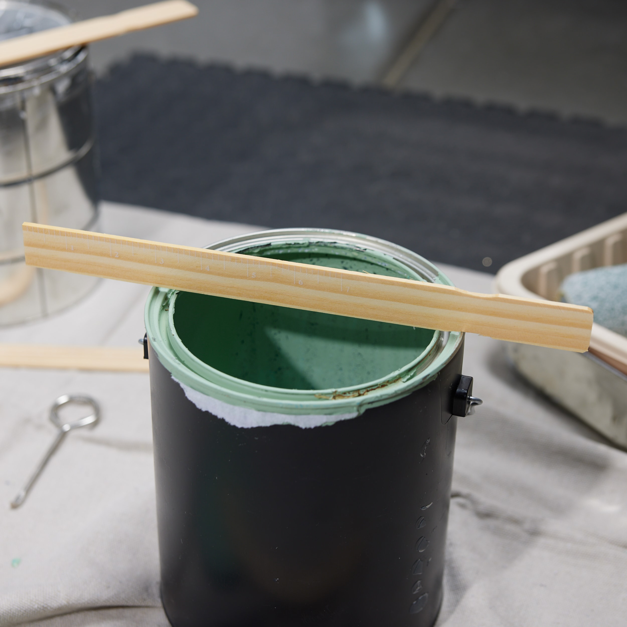 10 paint stir sticks, 13 plastic re-usesable for Gallon-Quart-Pint USA  Seller