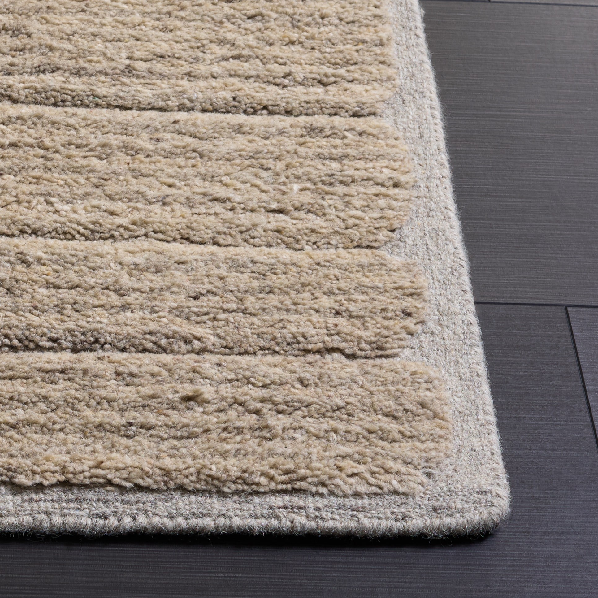 Safavieh HVT903B-5 rugs - View #3