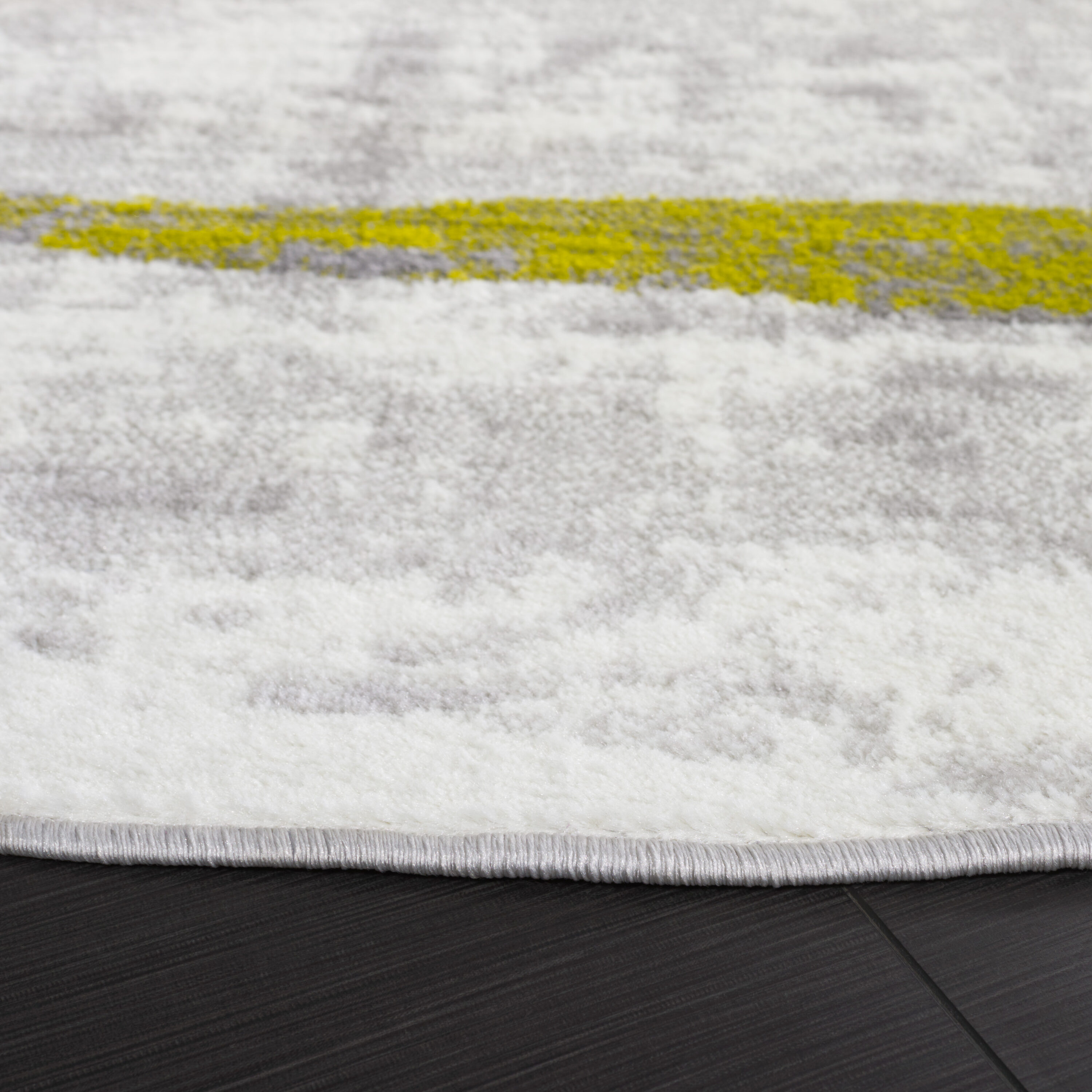 Safavieh SKY112Y-7R rugs - View #3