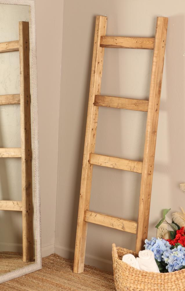 BrandtWorks S4-EA Light Brown Leaning Blanket Ladder