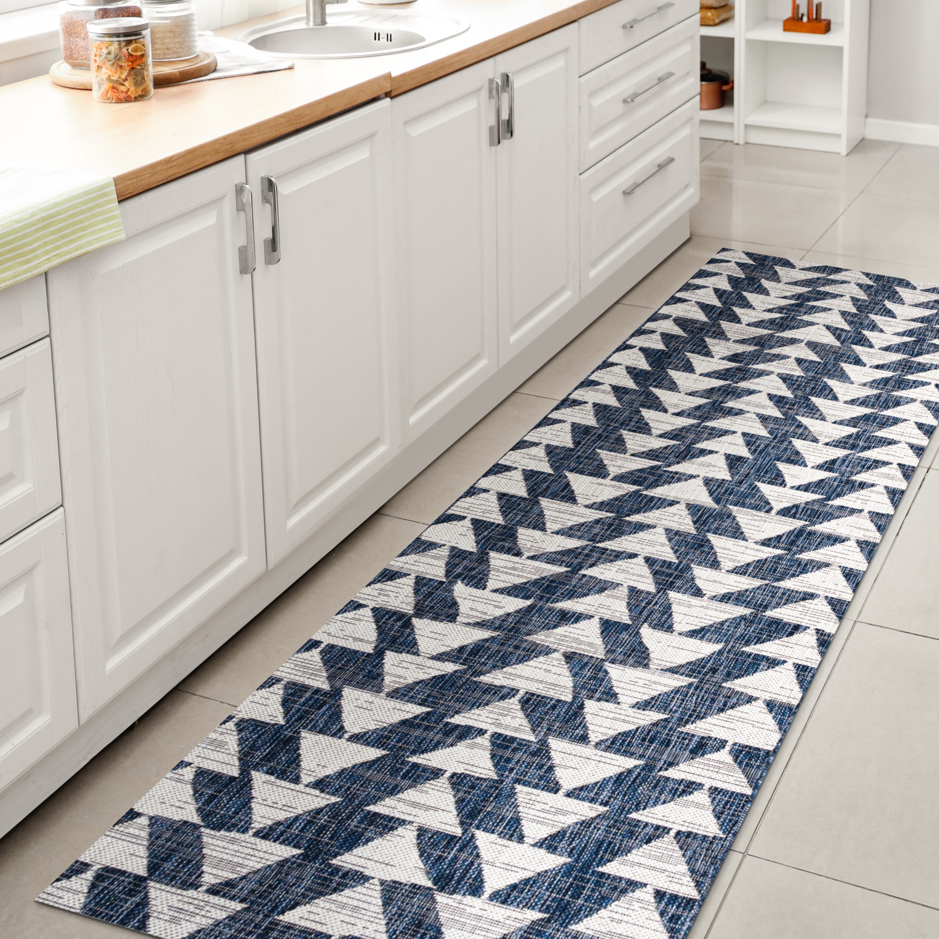 JONATHAN  Y SMB126C-28 Santa Monica Andratx Tribal 2 x 8 (ft) Loomed Polypropylene Ivory/Blue Rectangular Indoor/Outdoor Geometric Mid-Century Modern Runner rug