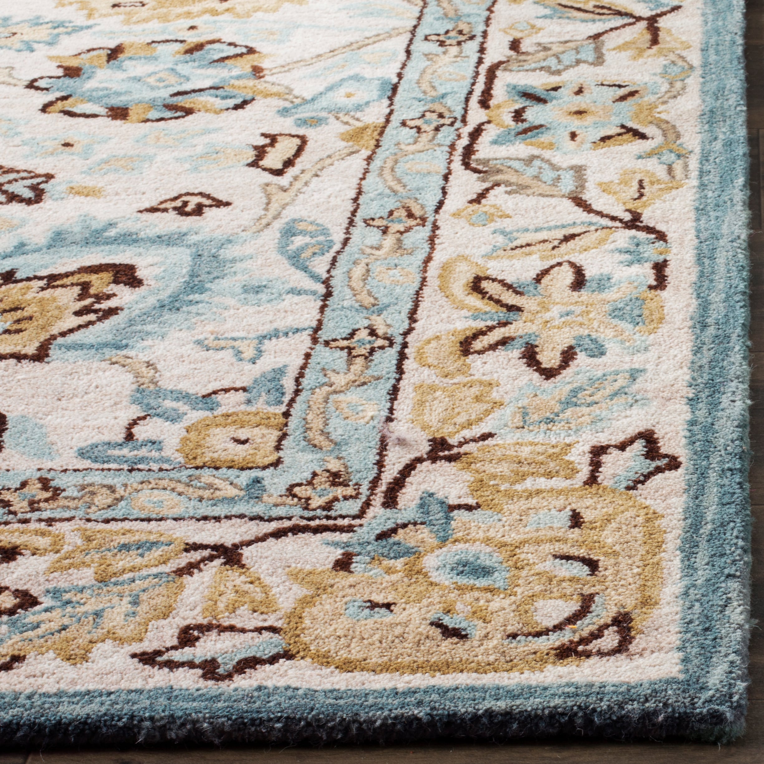 Safavieh AT812B-2 rugs - View #3