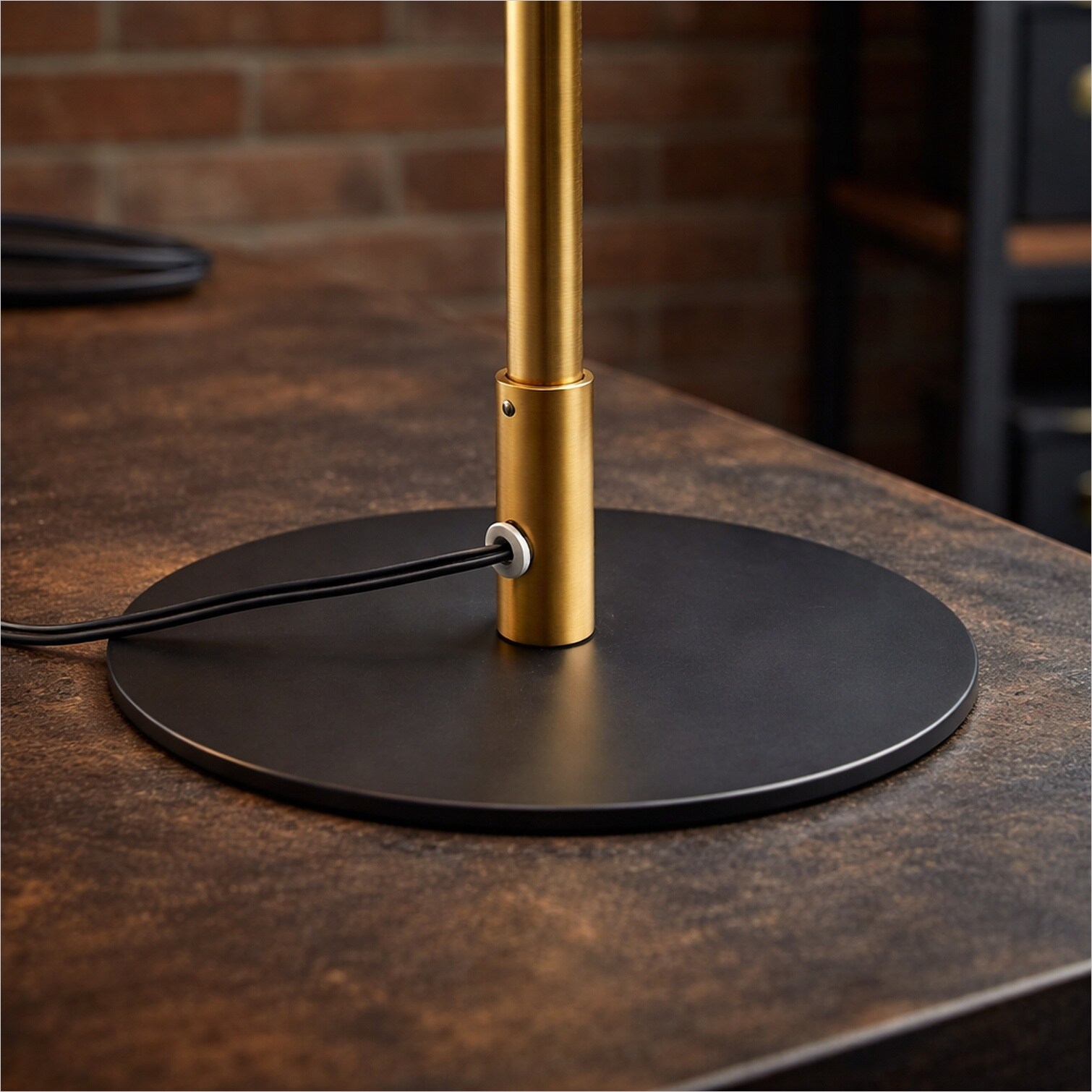 SunJet 2XI2YOPAW4EK Table-Lamps - View #3