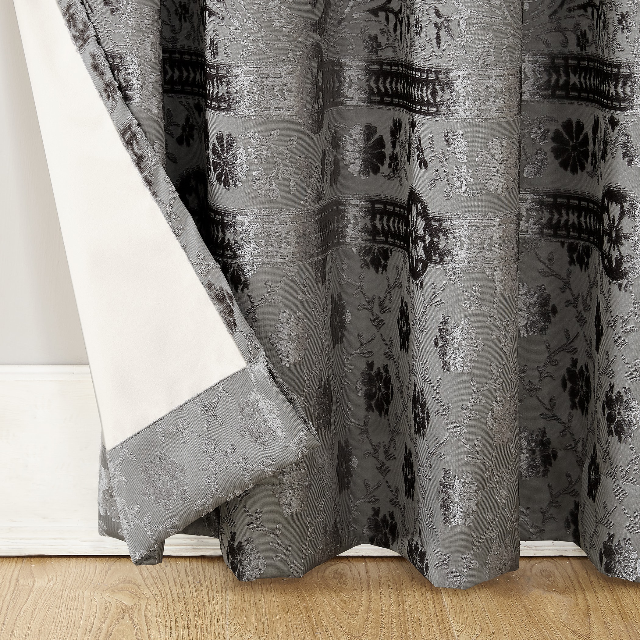 Sun Zero 51959 curtains - View #3