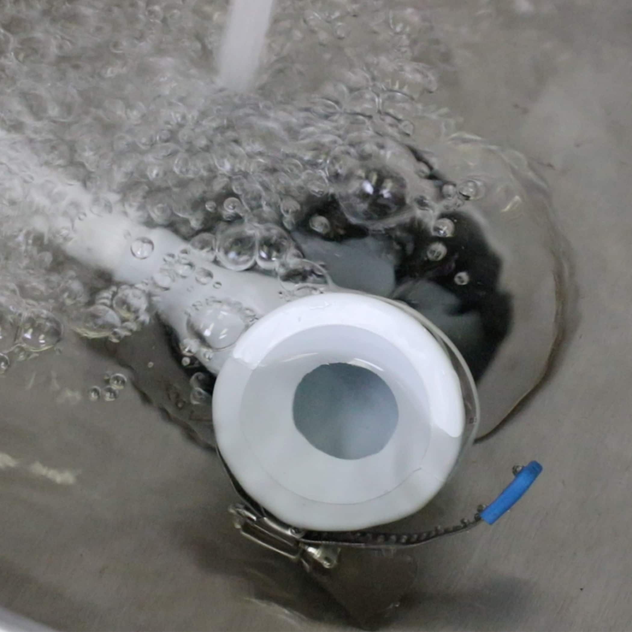 White Handheld Wall Mounted Jet Shower Head with Hose