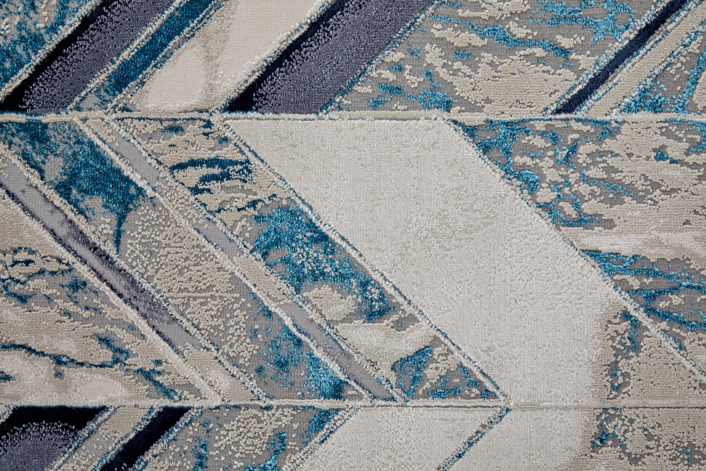 Blue and Gray Geometric Synthetic 4' x 6' Area Rug