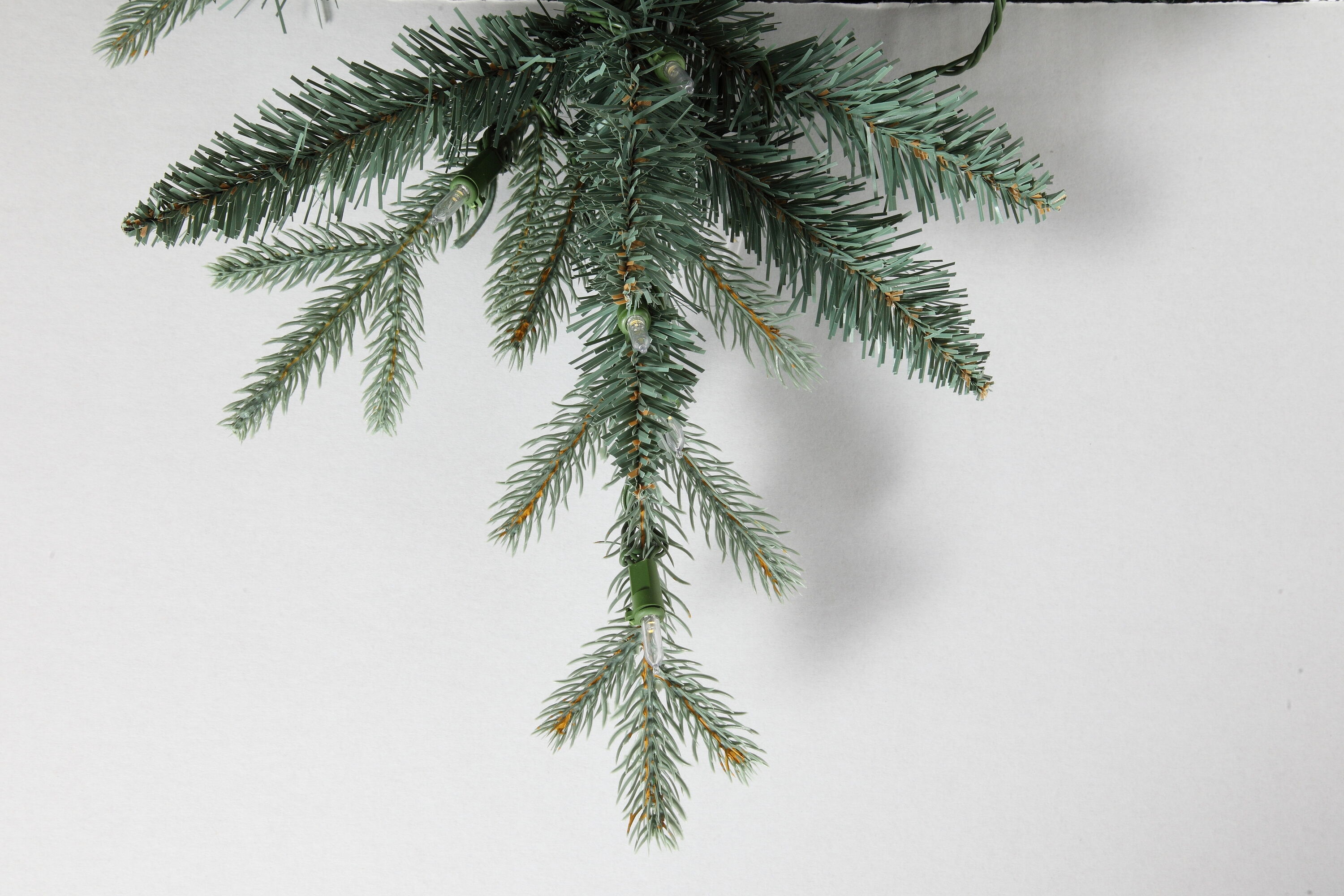 Haute Decor DCCT4503 Artificial-Christmas-Trees - View #6