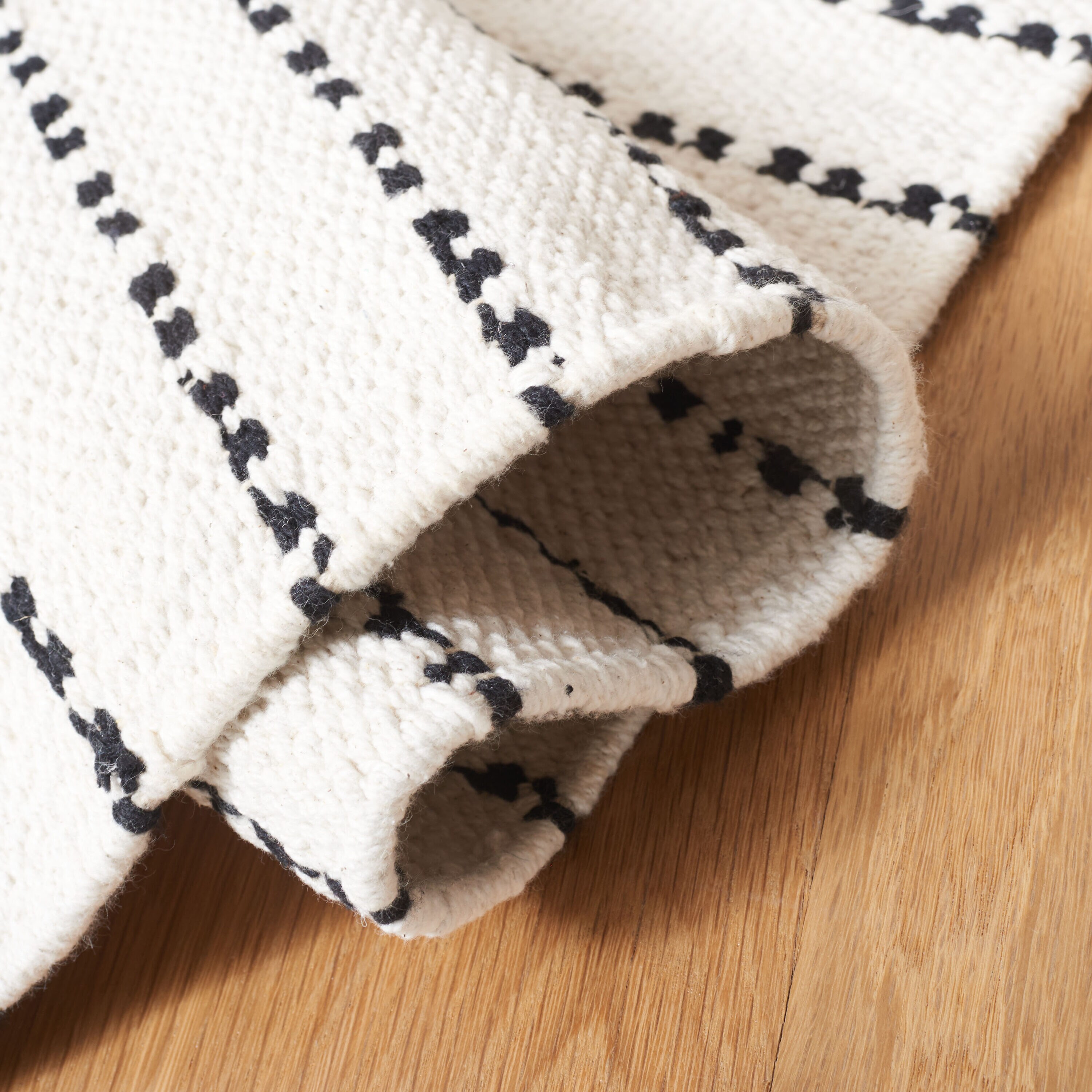 Safavieh KLM706A-6 rugs - View #7