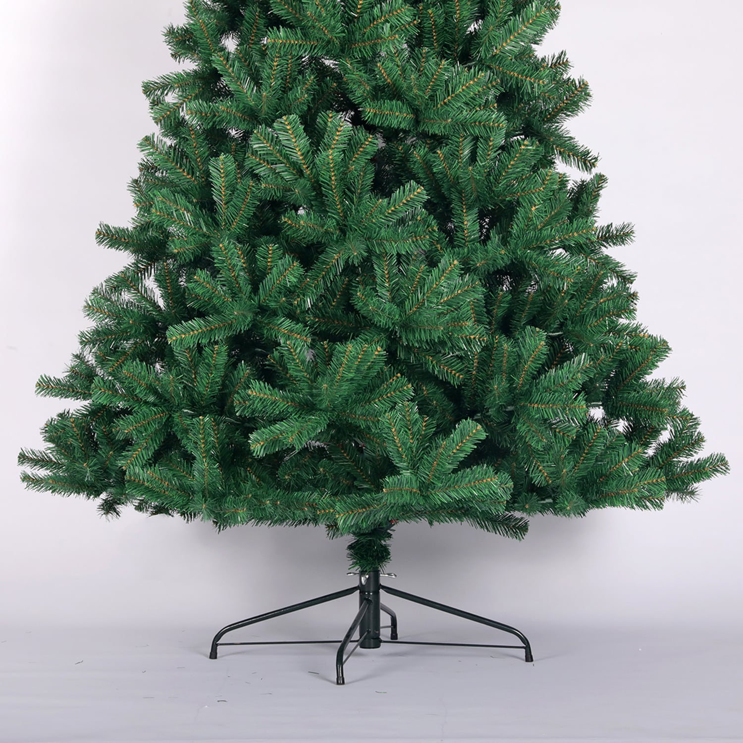 Bybafun 7.5-ft Artificial Christmas Tree In The Artificial Christmas ...