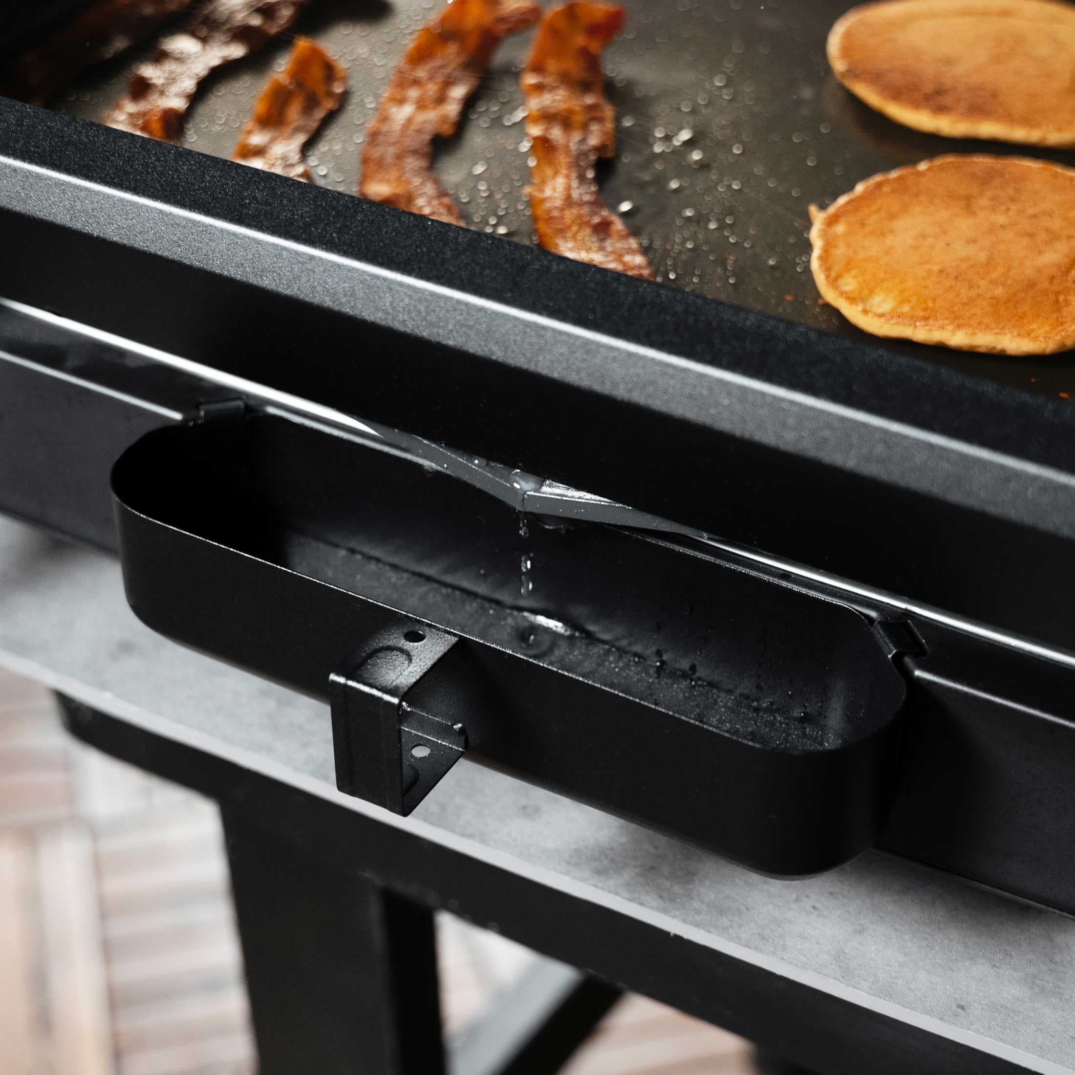 Blackstone E-Series 17 Electric Tabletop Griddle with Hood 