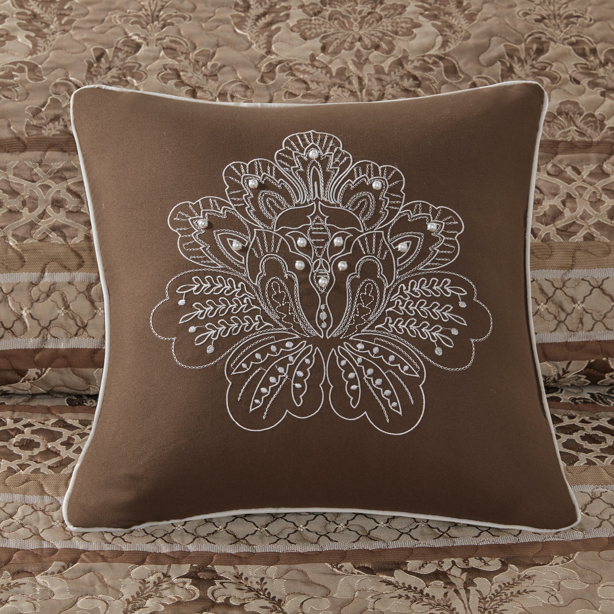 LUXEYARD DS-J-97513-B035 bedding - View #9