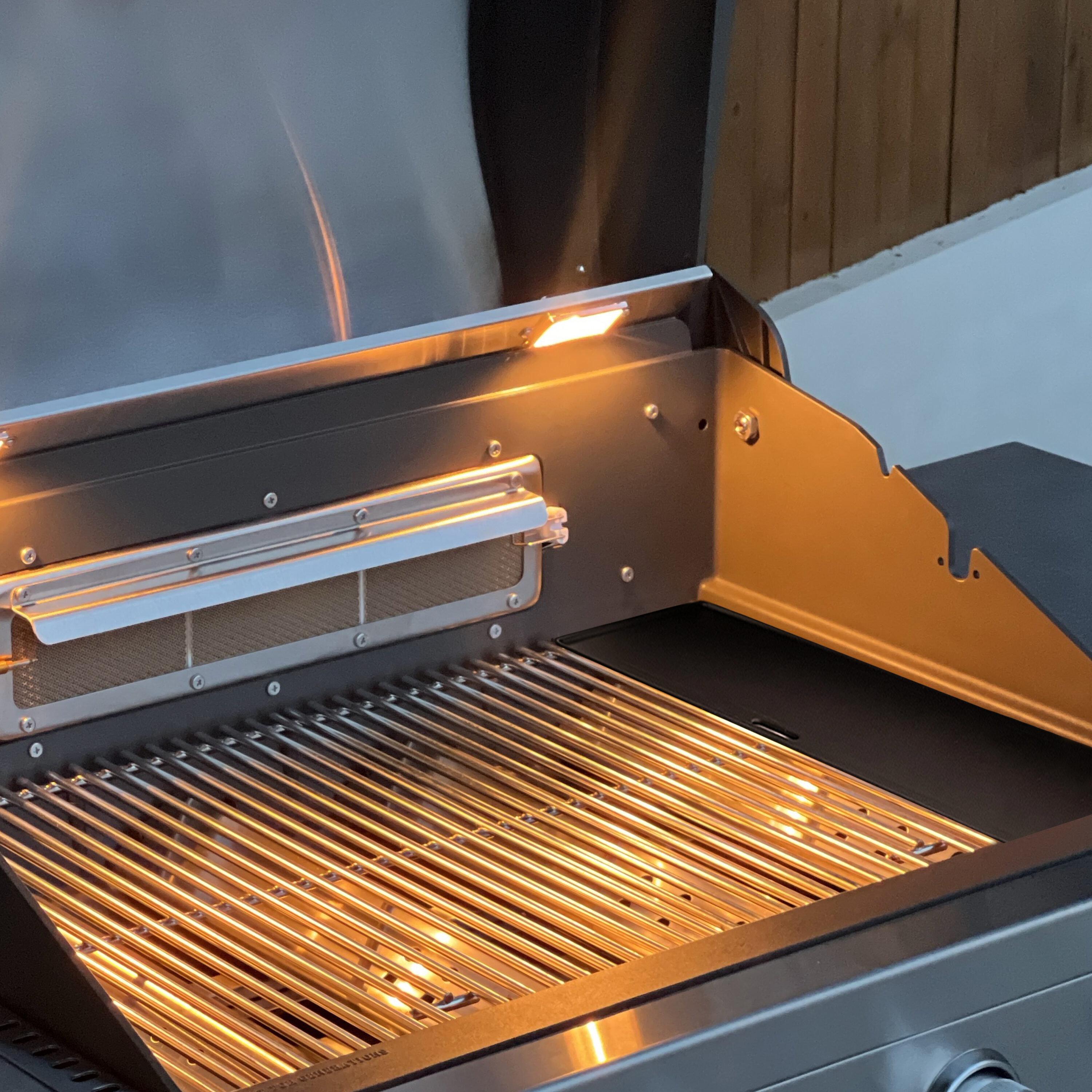 Prokan Grills GT04-R-LP-S Builtin-Gas-Grills - View #12