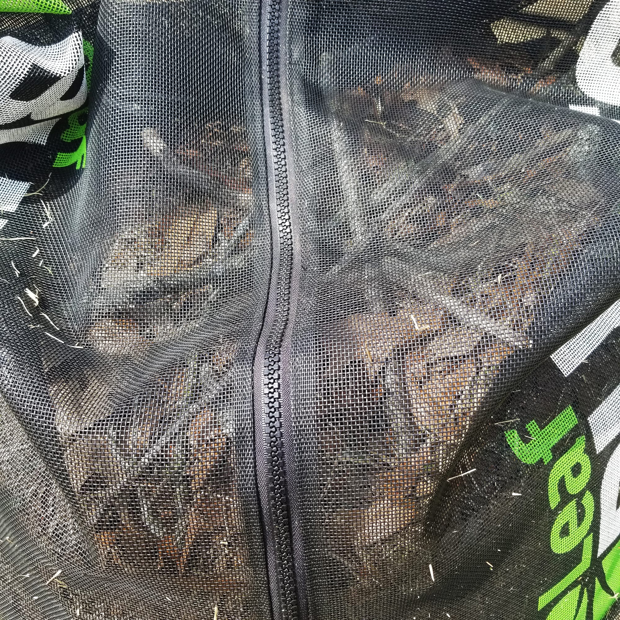 Leaf Burrito BLACK5FTLEAFBURRITO Lawn-Trash-Bag-Holders - View #7