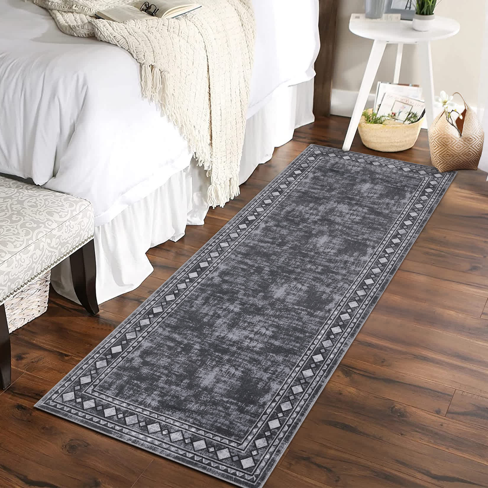 Qeetex SUNNY-PHO-16N7760H rugs - View #3