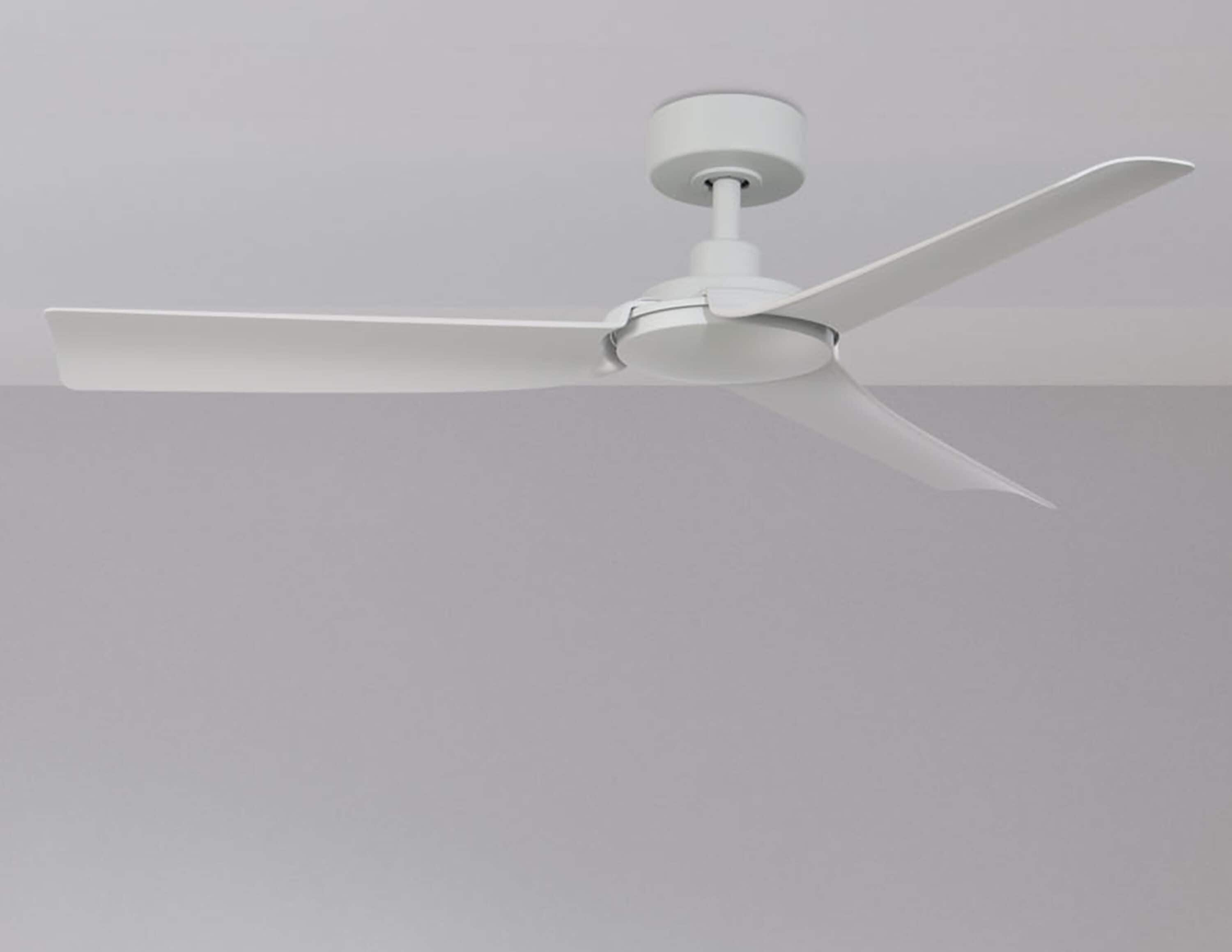 Lochwood 52-in Matte White with Matte Blades Indoor/Outdoor Ceiling Fan and Remote (3-Blade) | - Harbor Breeze AR17-52MWH