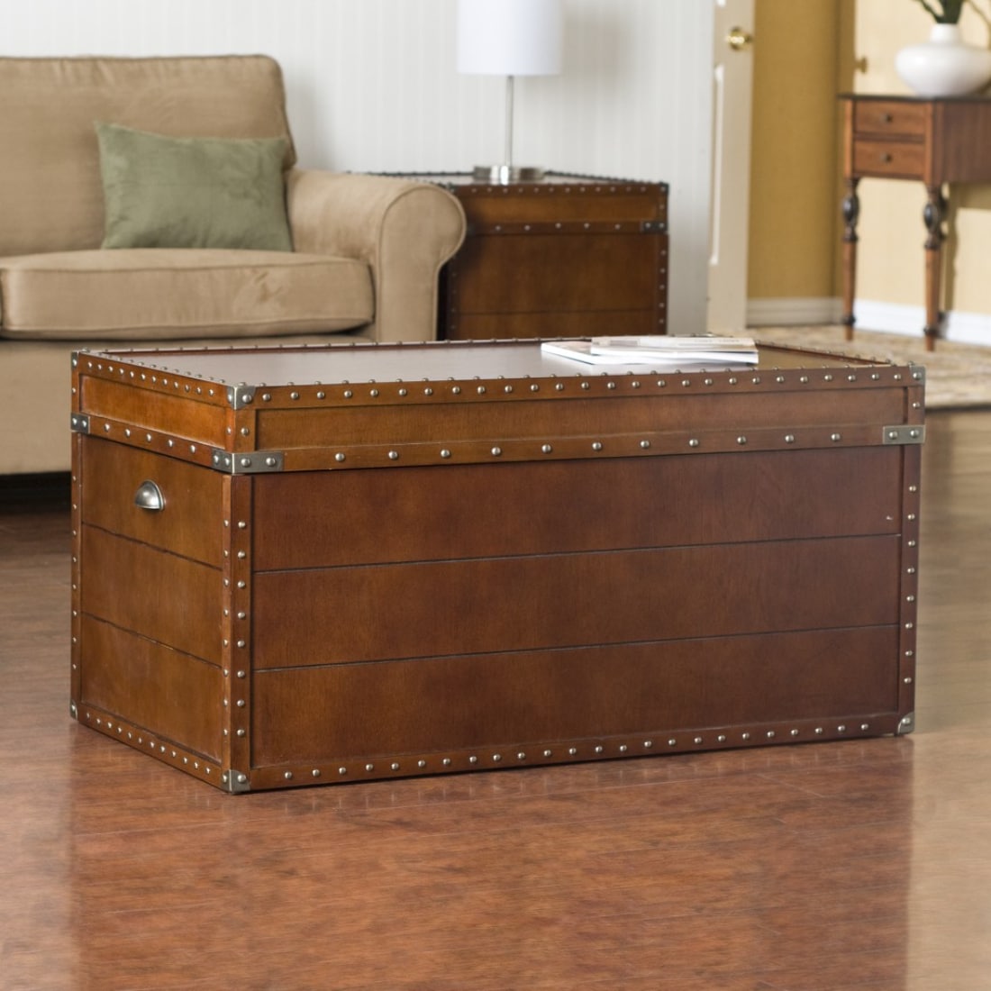 HomeRoots 4000402161 Brown Wood veneer Midcentury Coffee Table with Storage