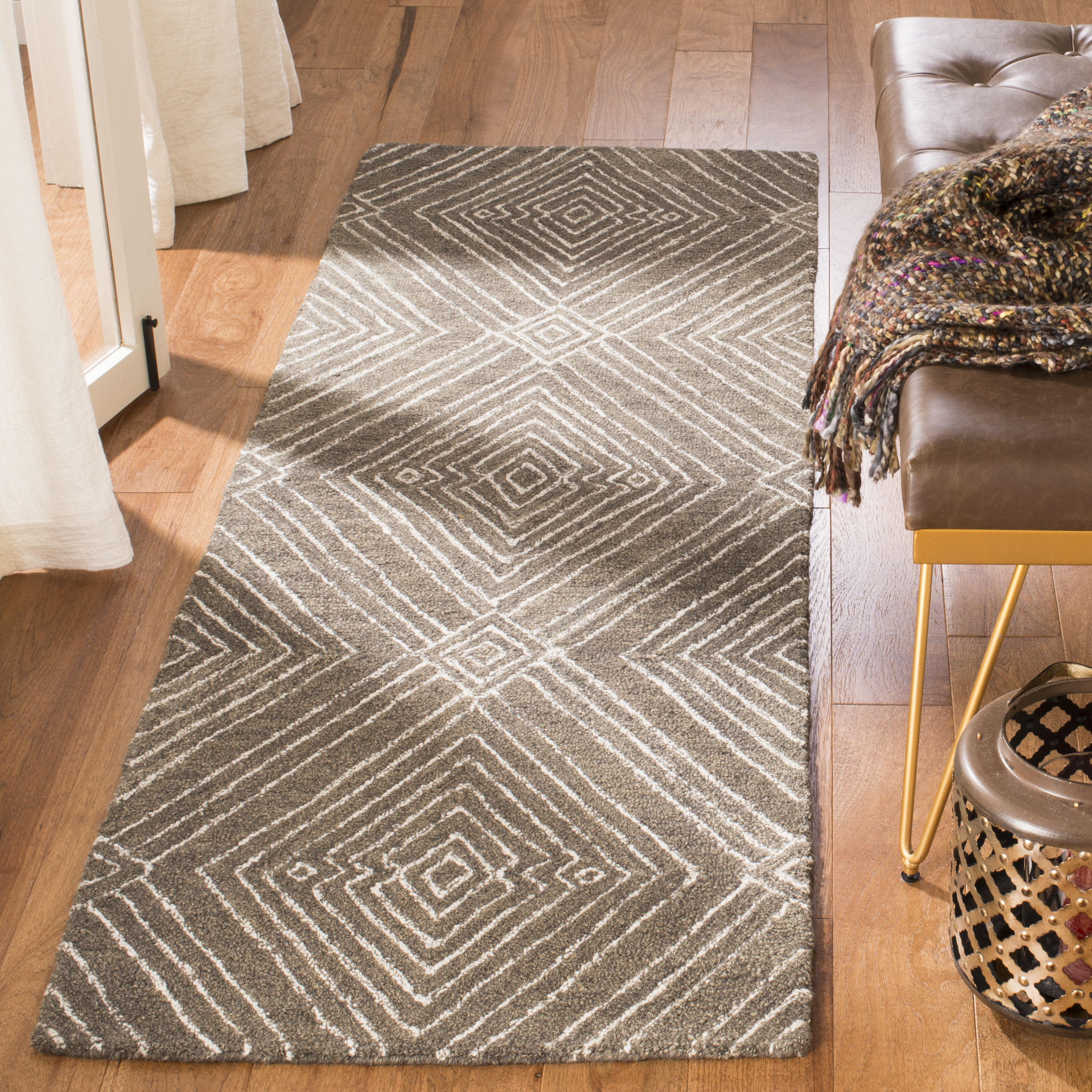  Micro-Loop 608 Dark Gray/Ivory Contemporary 2ft-3in x 7ft Runner Rug