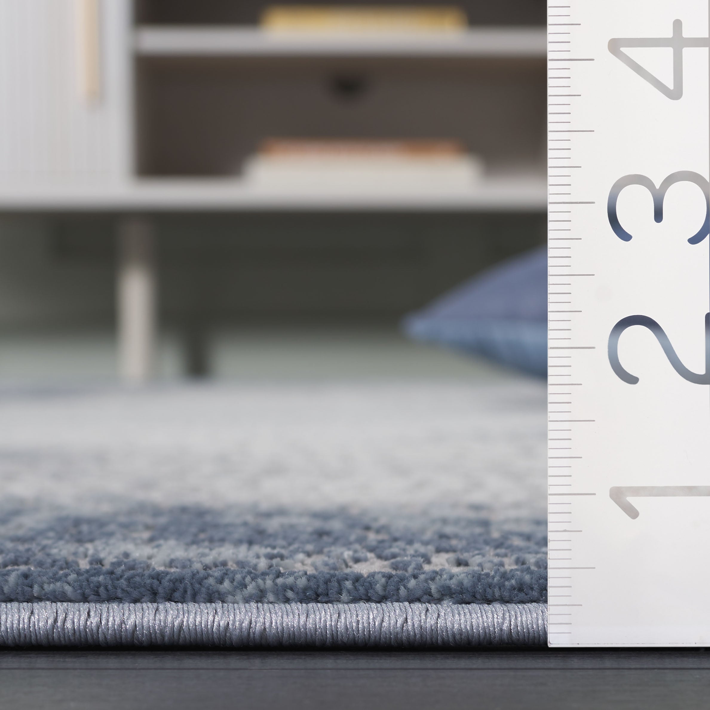 Safavieh MDW333N-7SQ rugs - View #3