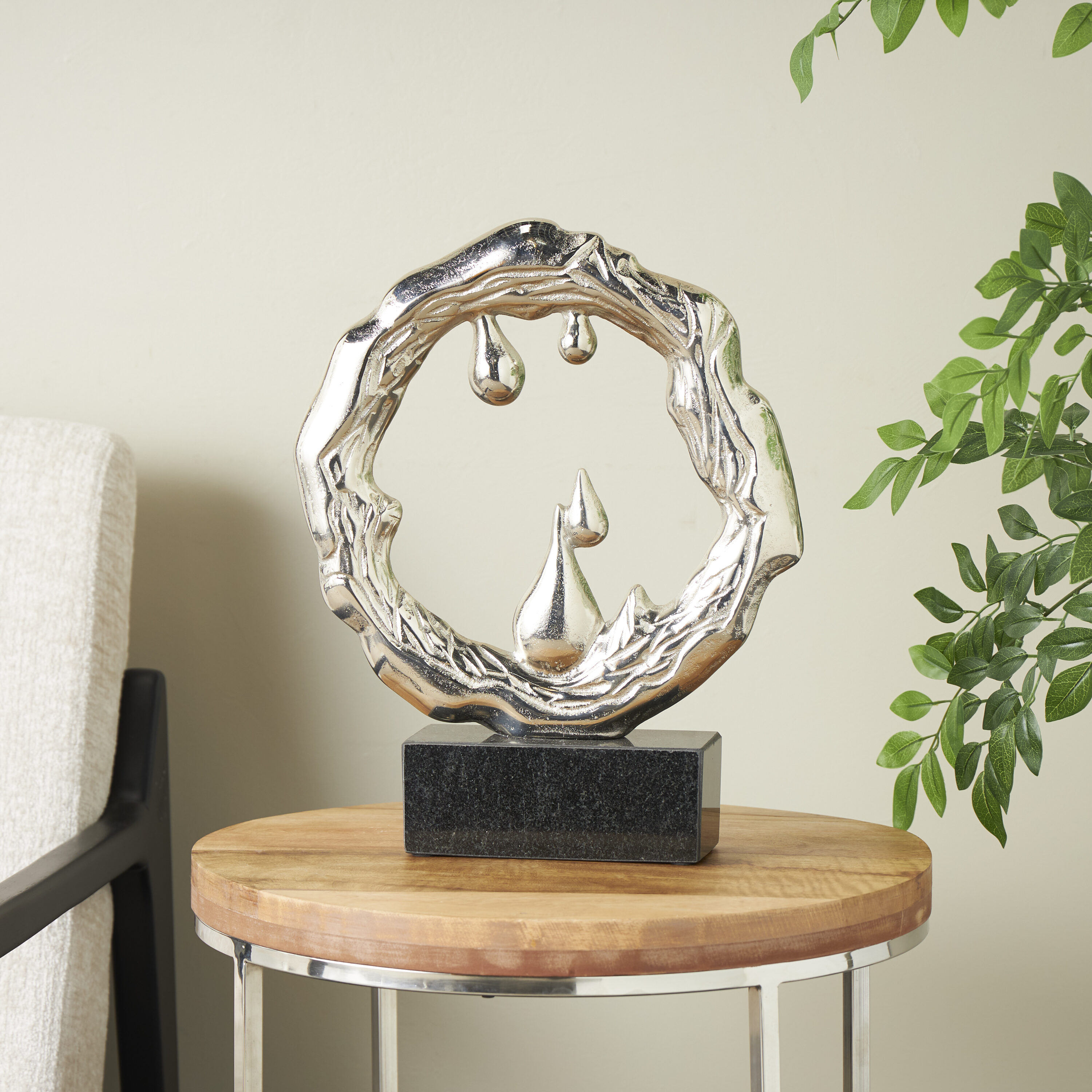 Grayson Lane 820492 Silver Aluminum Modern Sculpture
