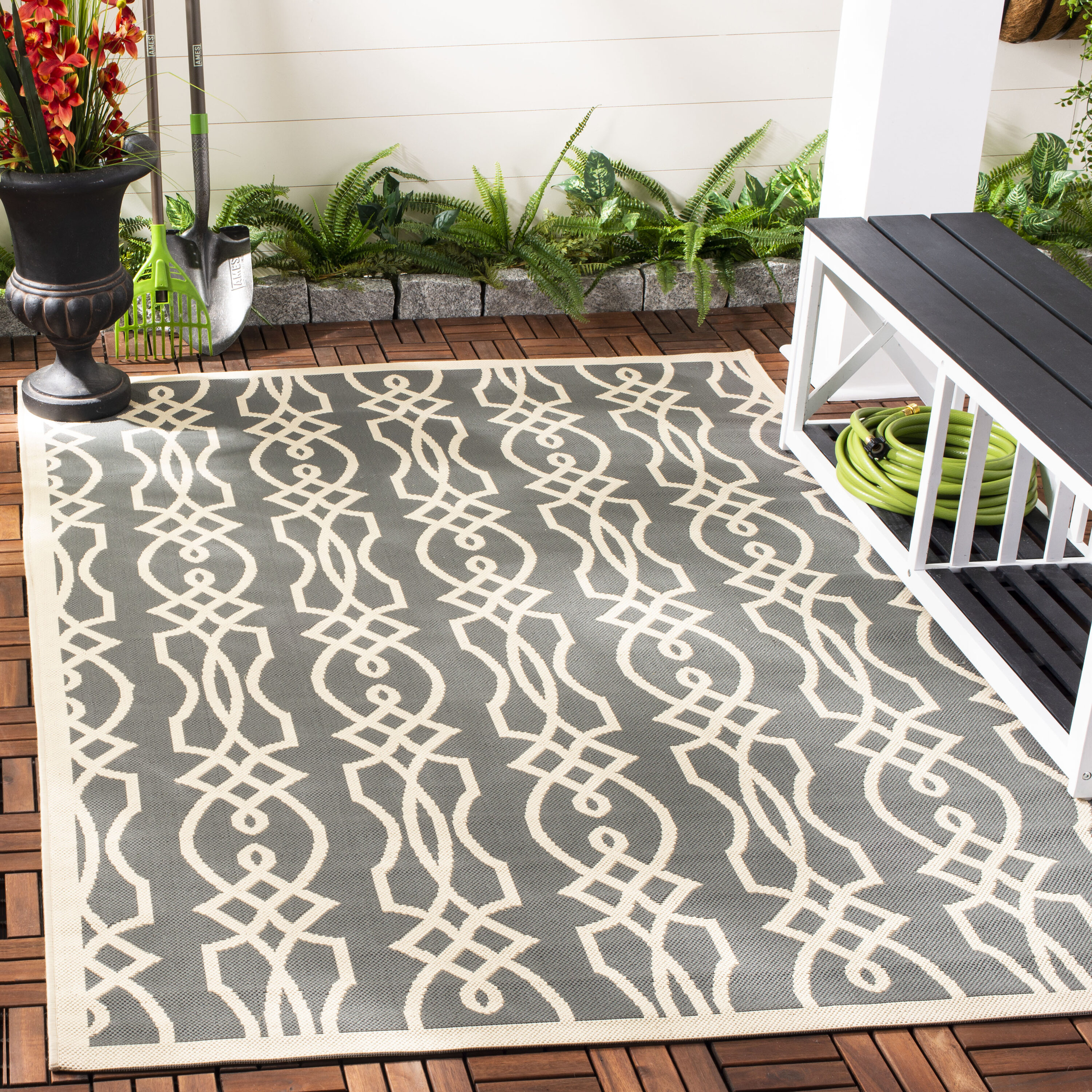 Martha Stewart MSR4220-246-4 Villa Screen 4 x 6 (ft) Loomed Polypropylene Cement Rectangular Indoor Abstract Coastal Area rug