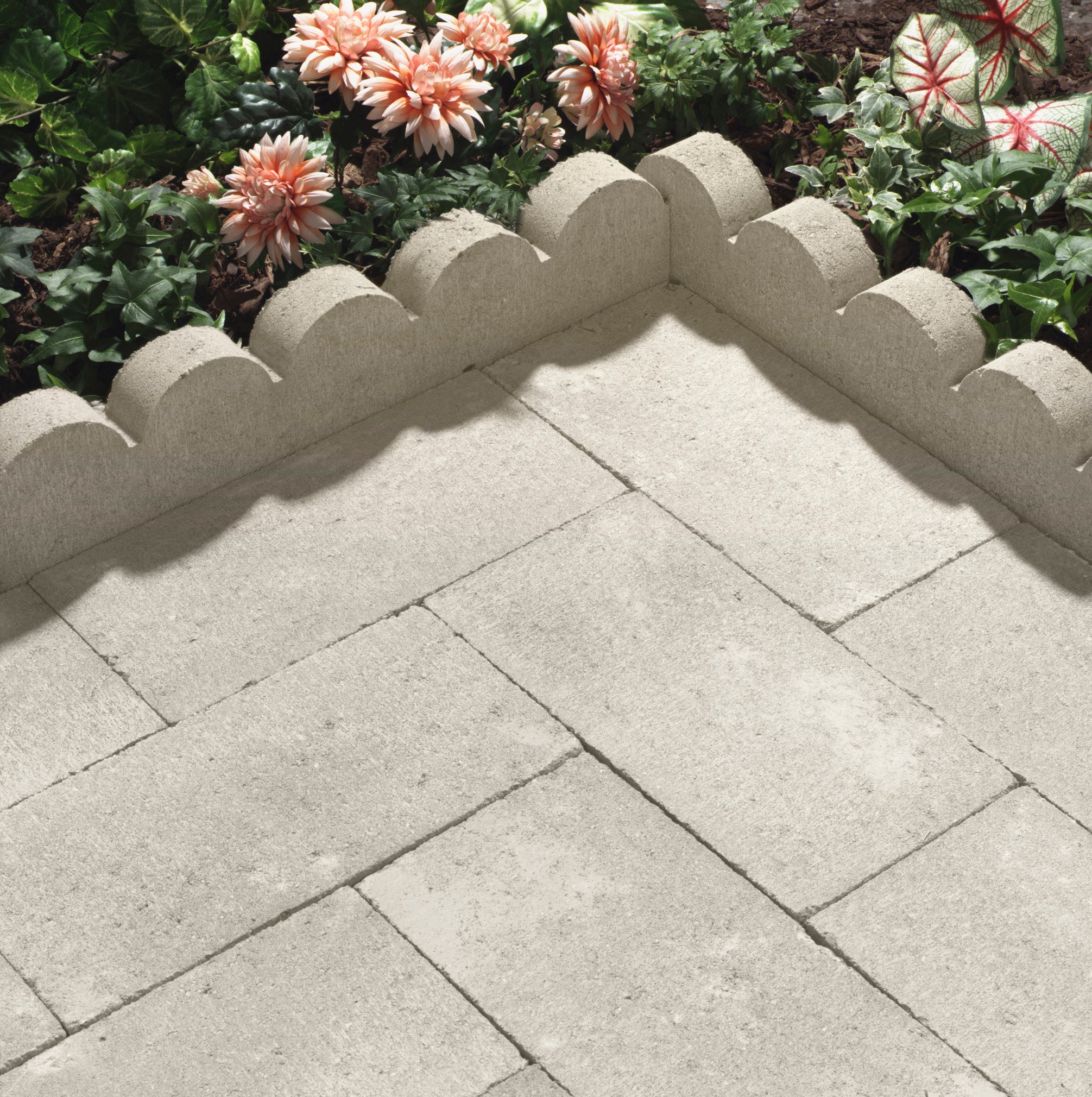 curved scallop edging stone