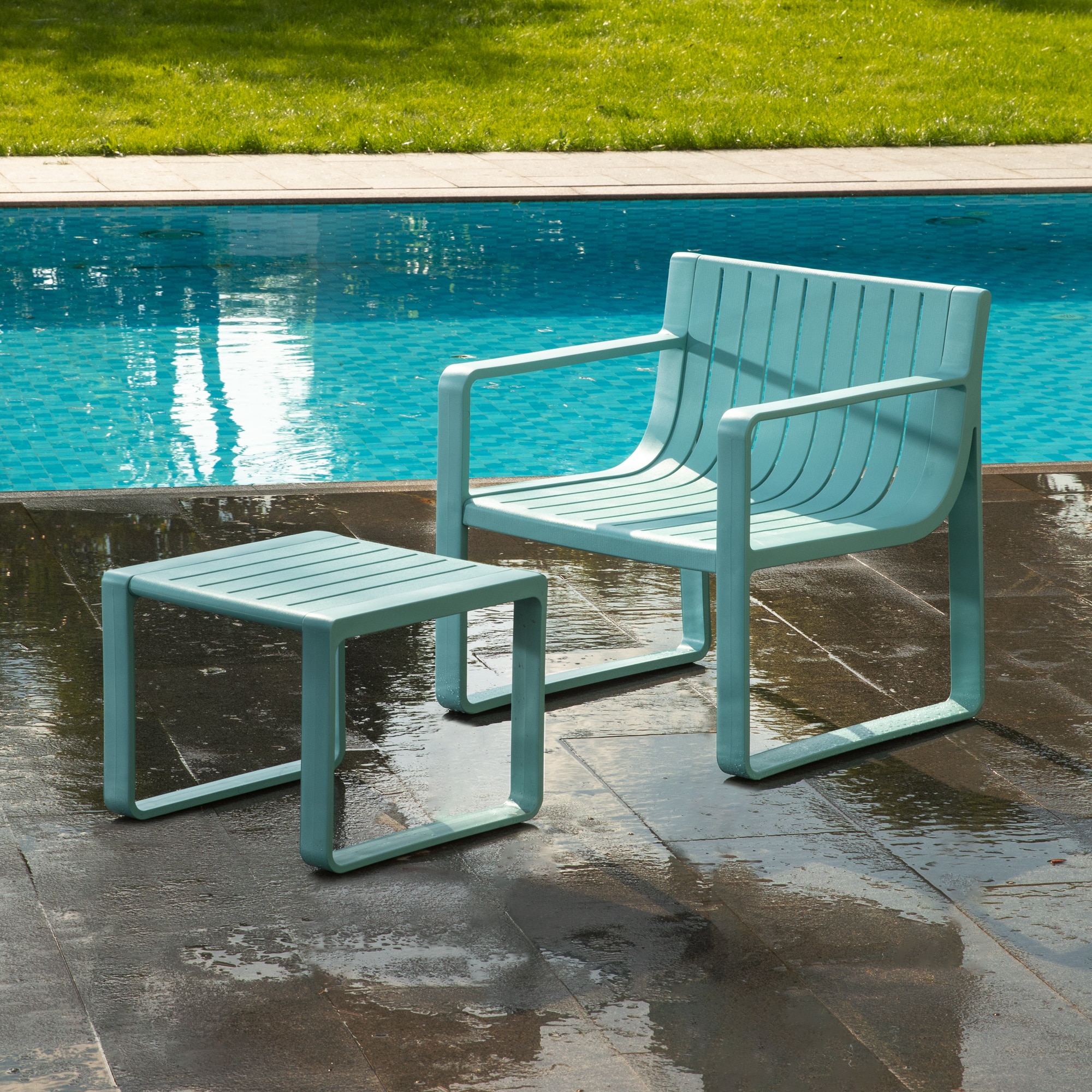 Werph LSP2B 2 -Piece Patio Conversation Set with Blue