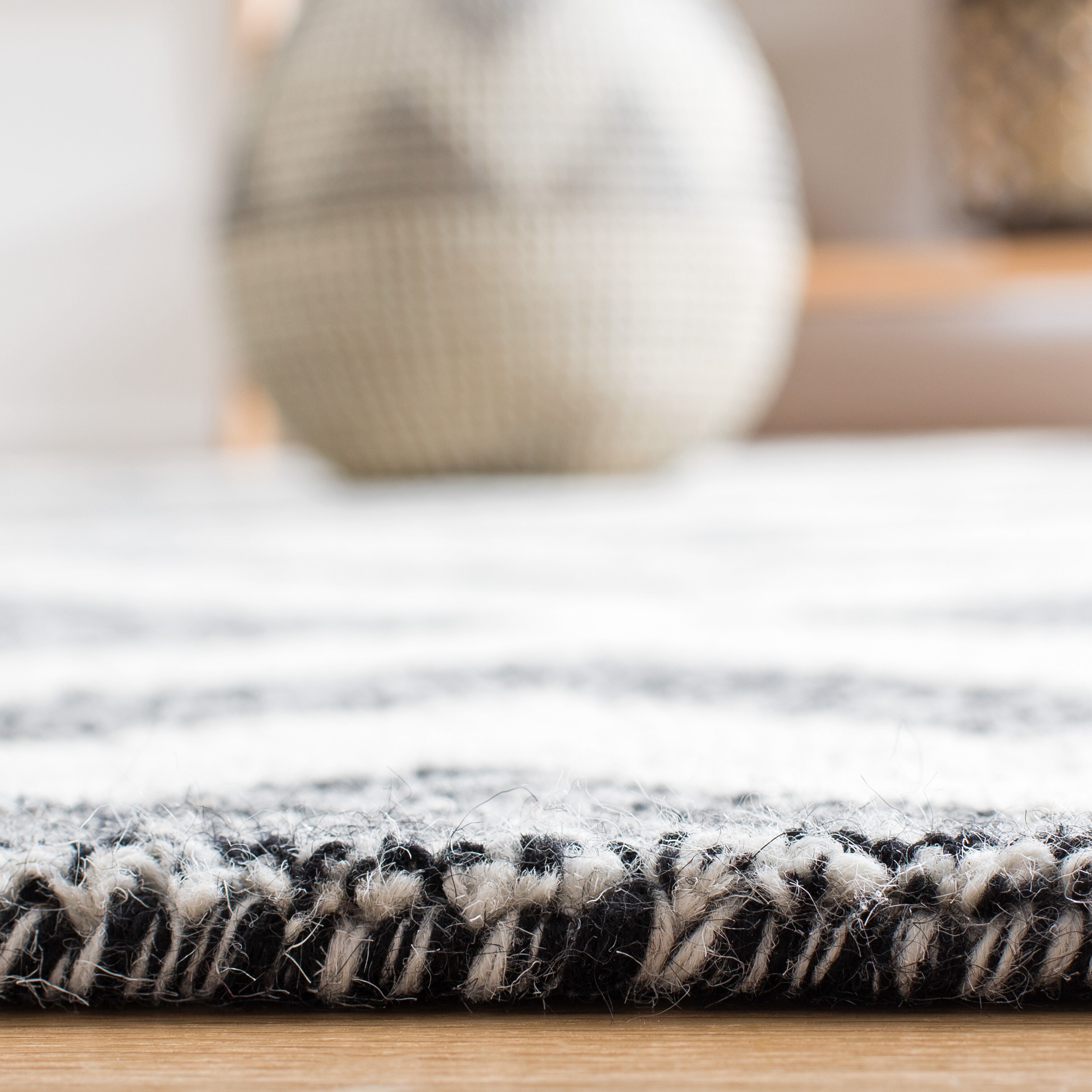 Safavieh MET254A-8 rugs - View #4