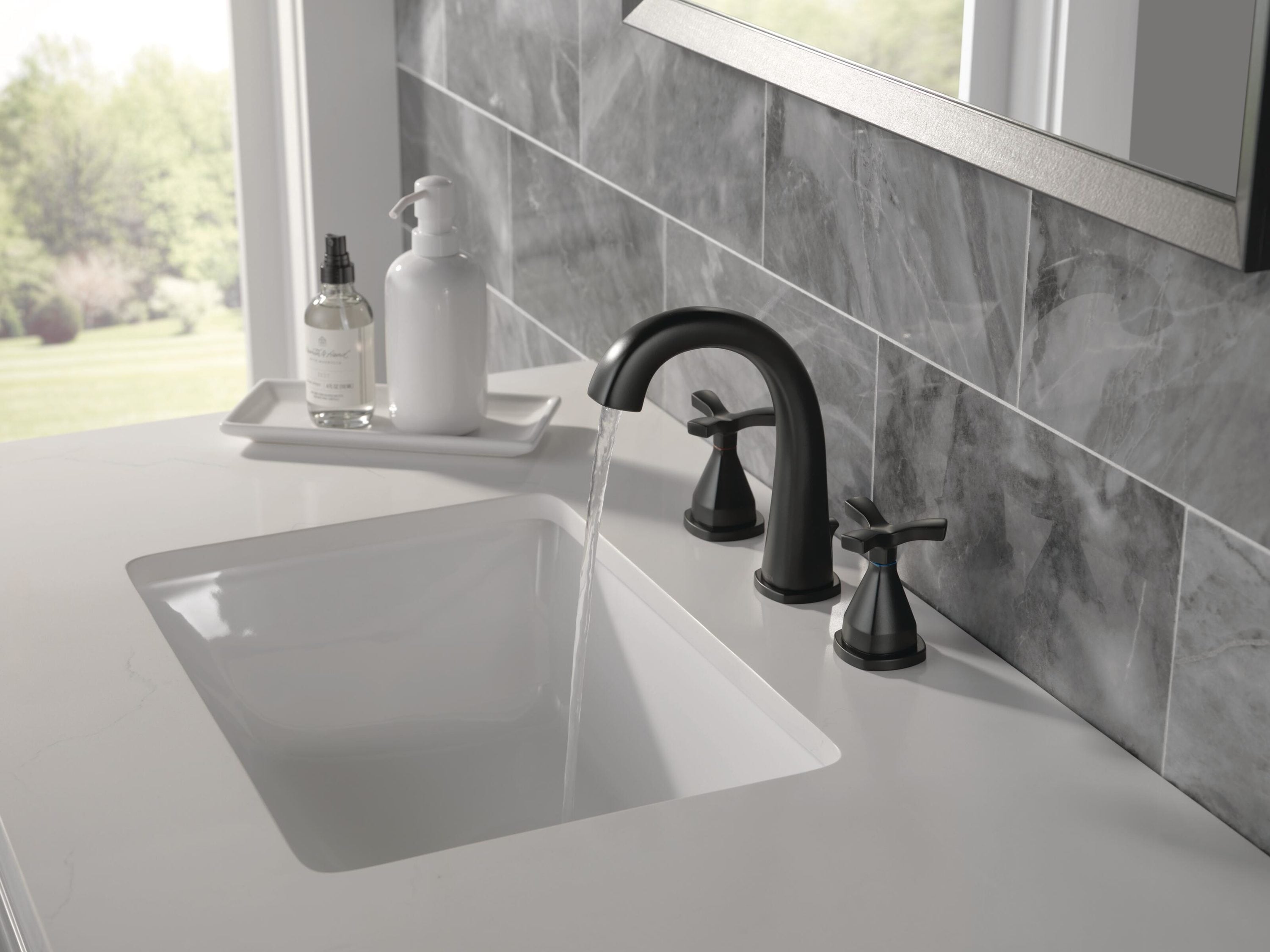 Delta 357756-BLMPU-DST Lavatory-Faucets - View #2