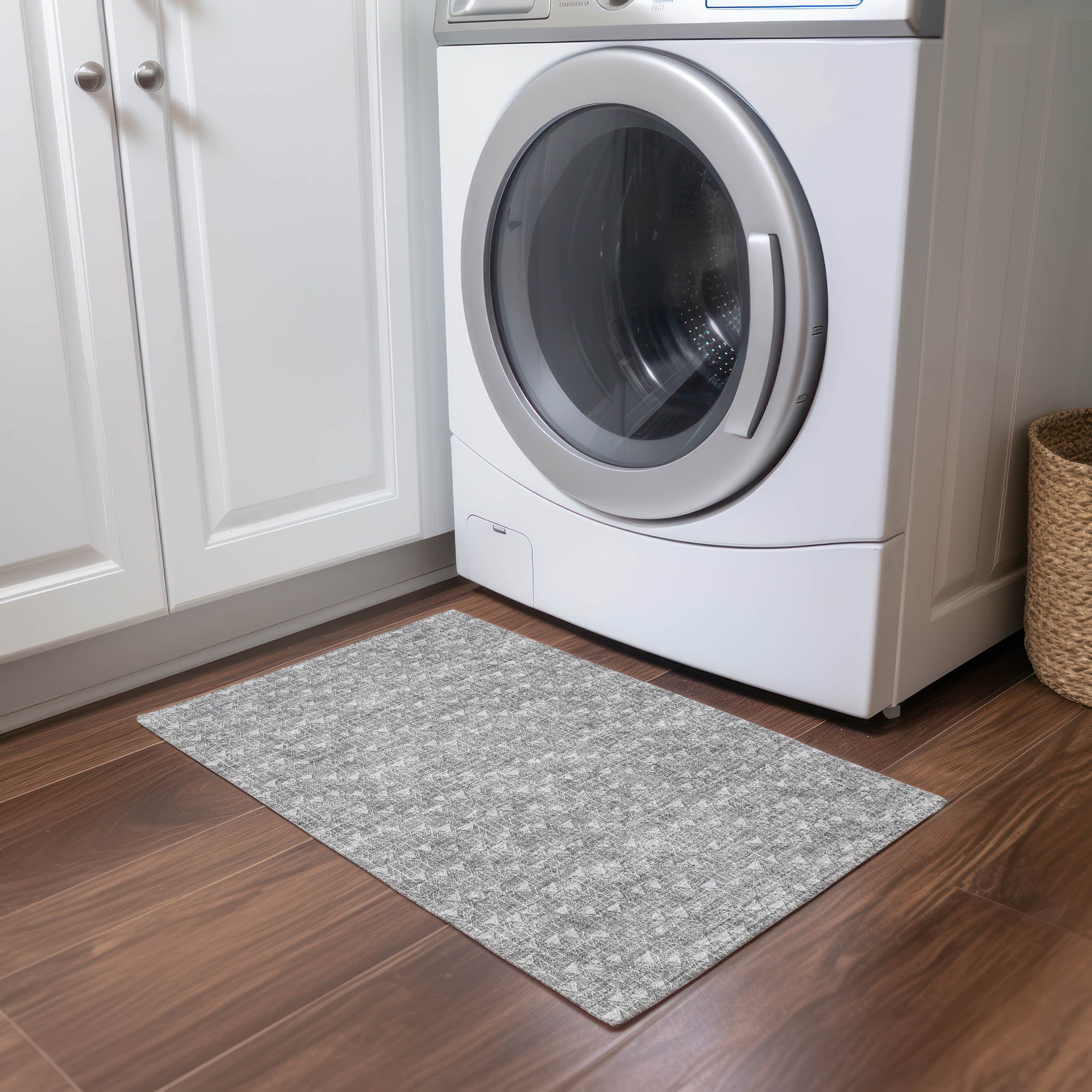 Gray Geometric Machine-Washable Rectangular Area Rug