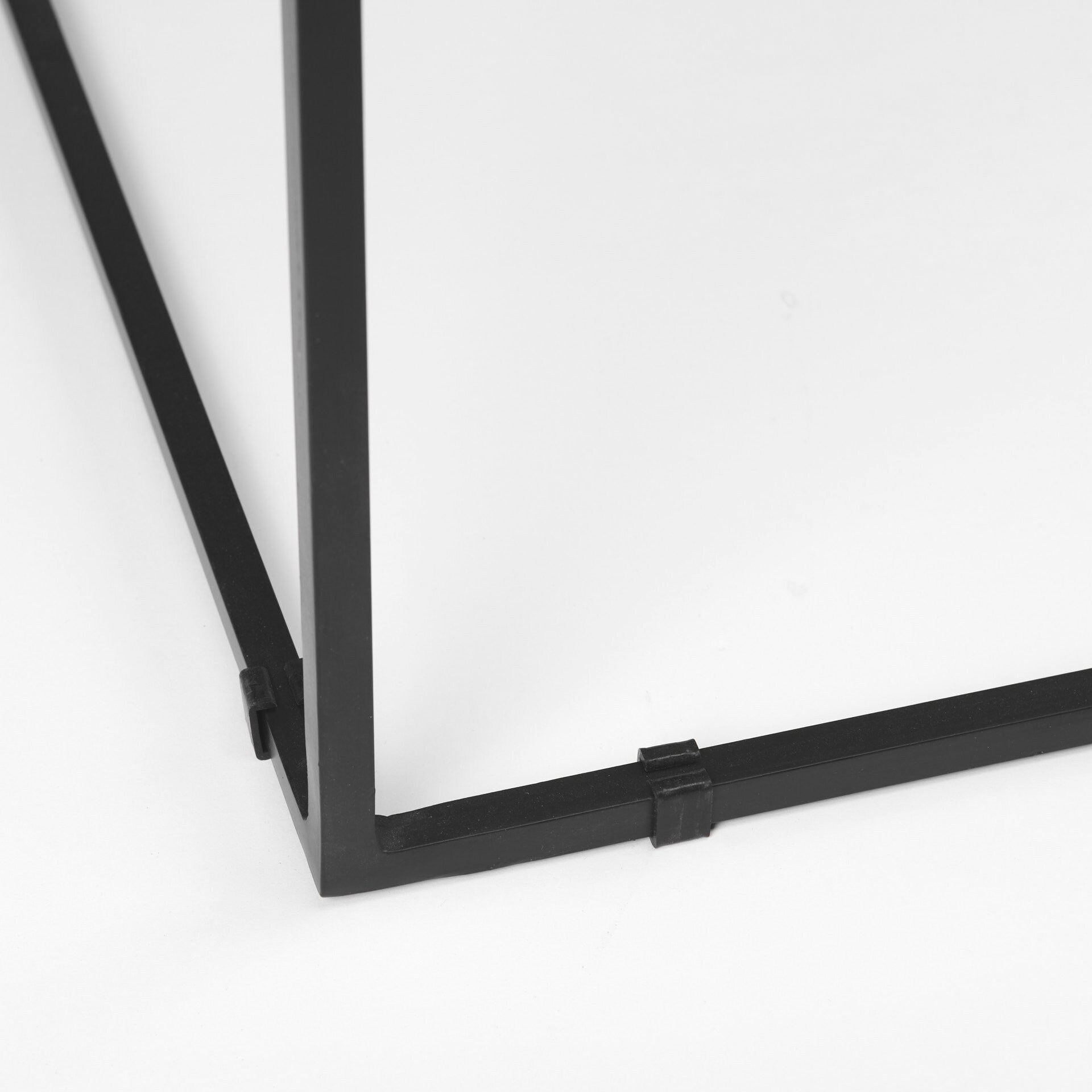 Mercana 68843-AB End-Tables - View #9