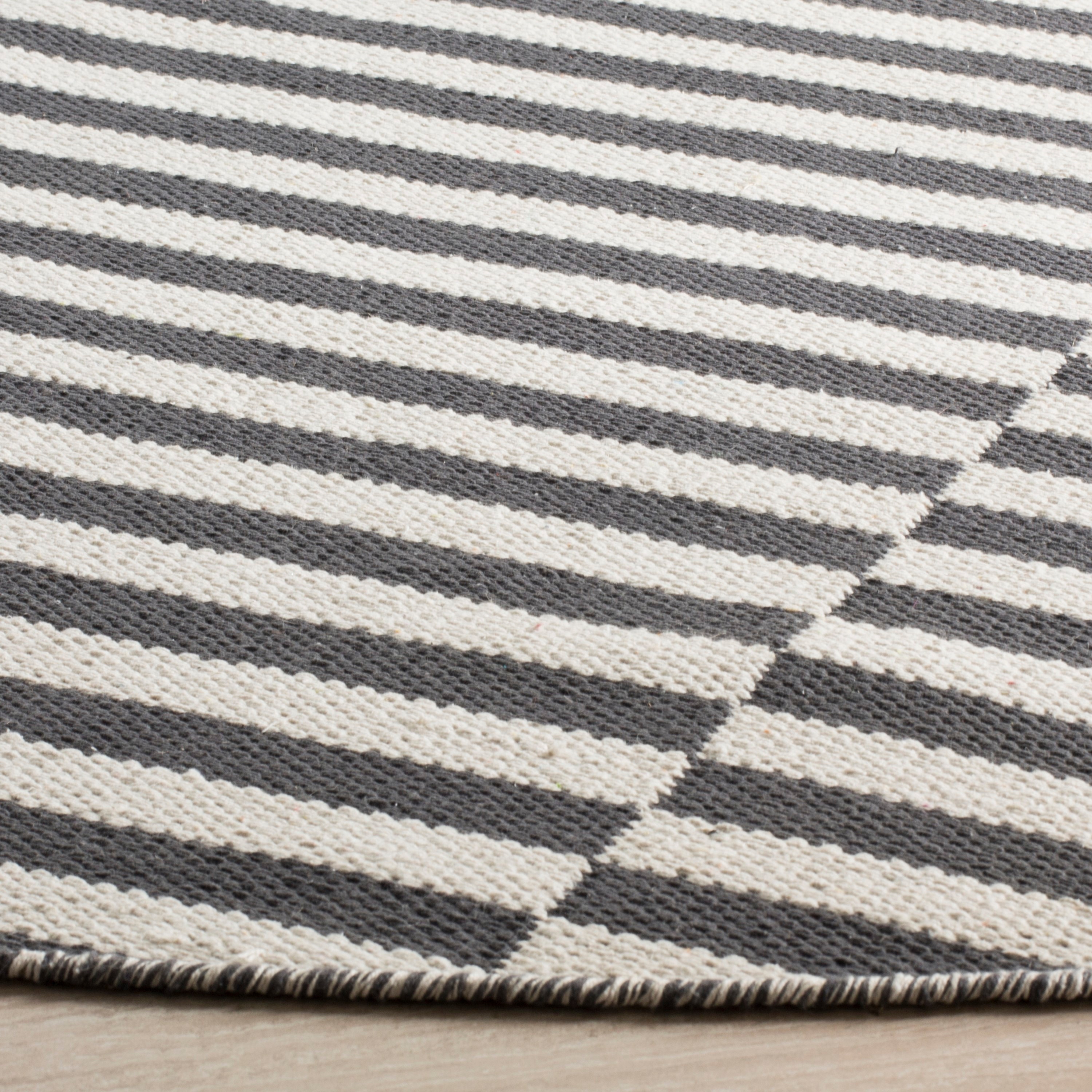Safavieh MTK715A-6R rugs - View #3