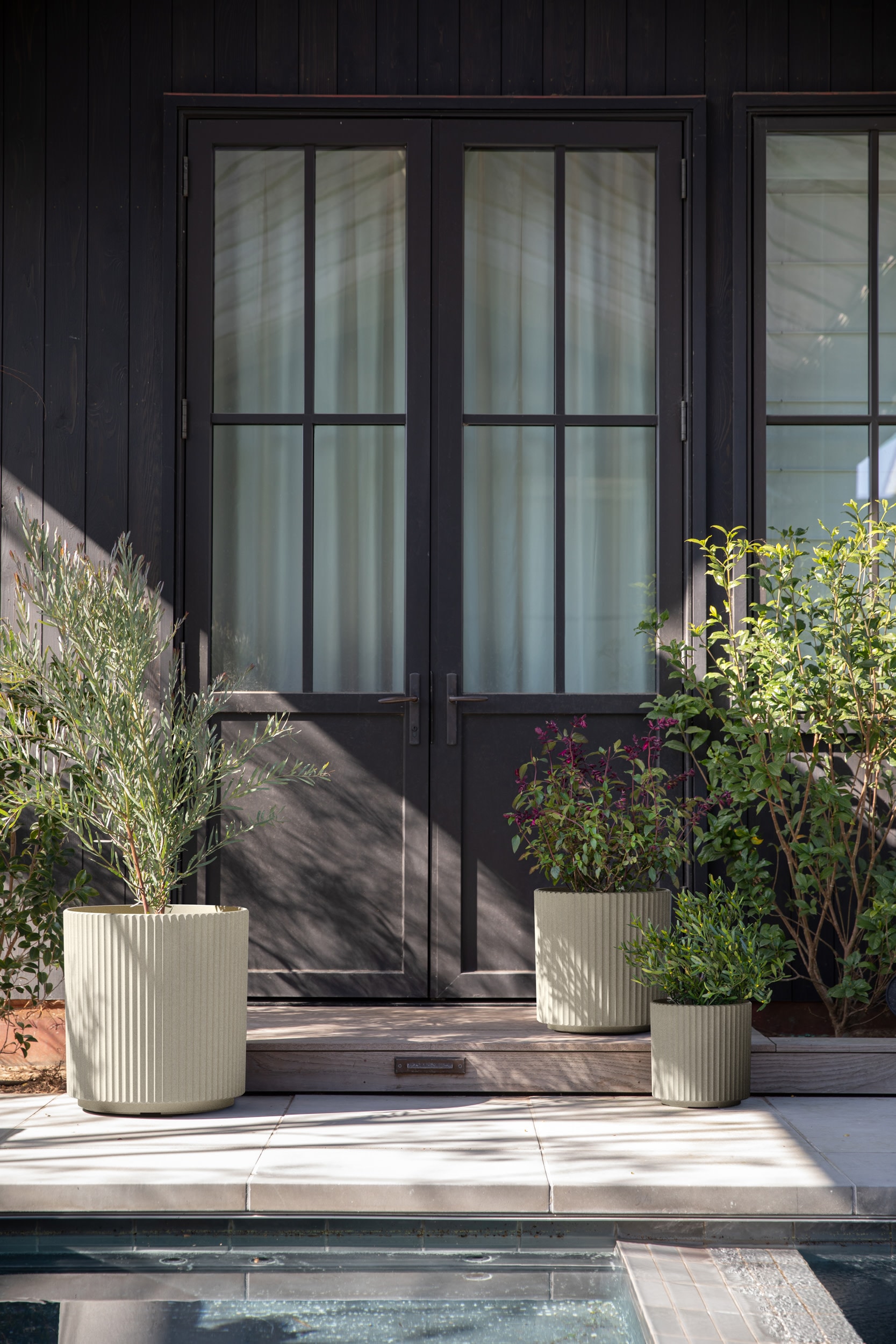 Veradek DMV-BUN-T Planter-Window-Box - View #4