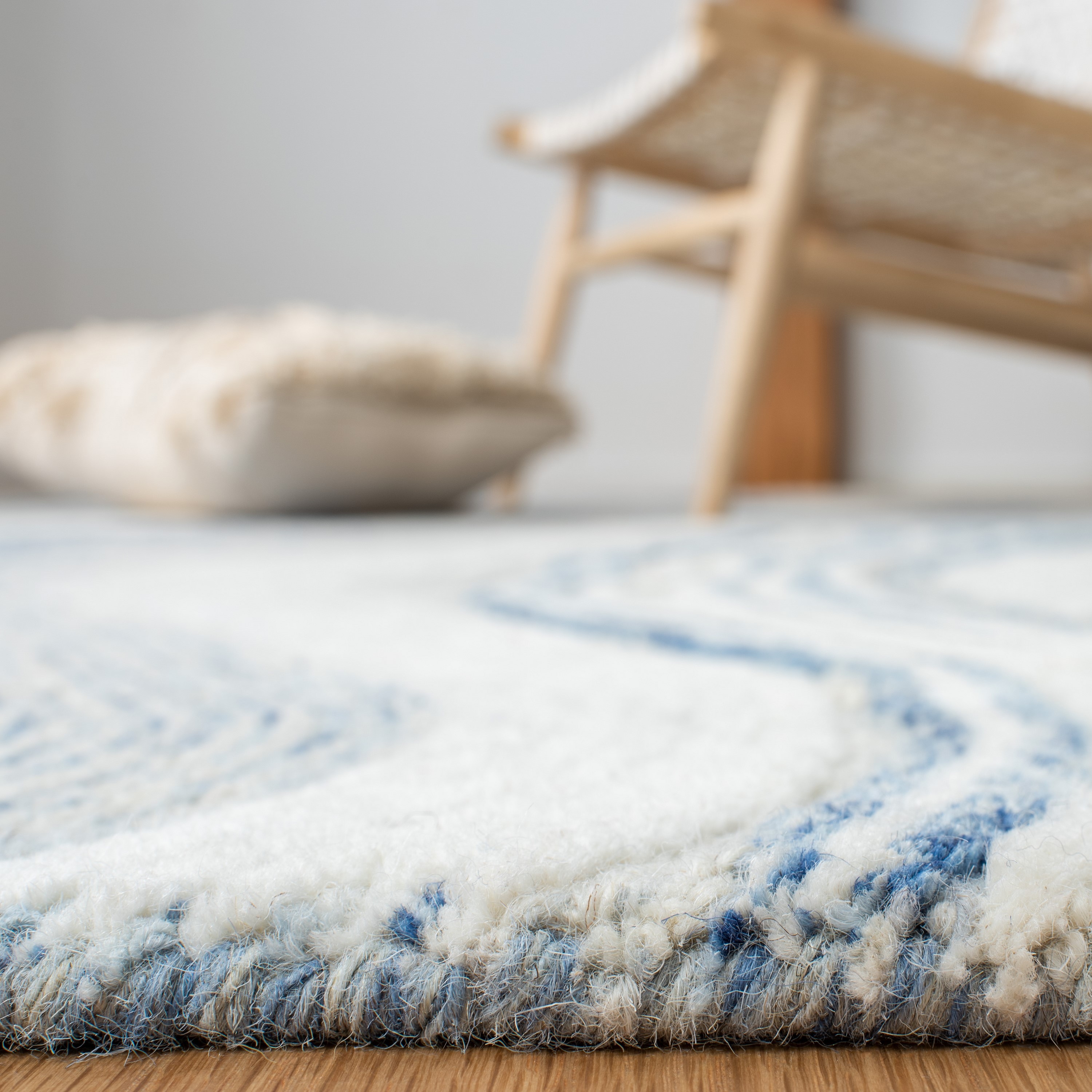 Safavieh FTV121M-6R rugs - View #4