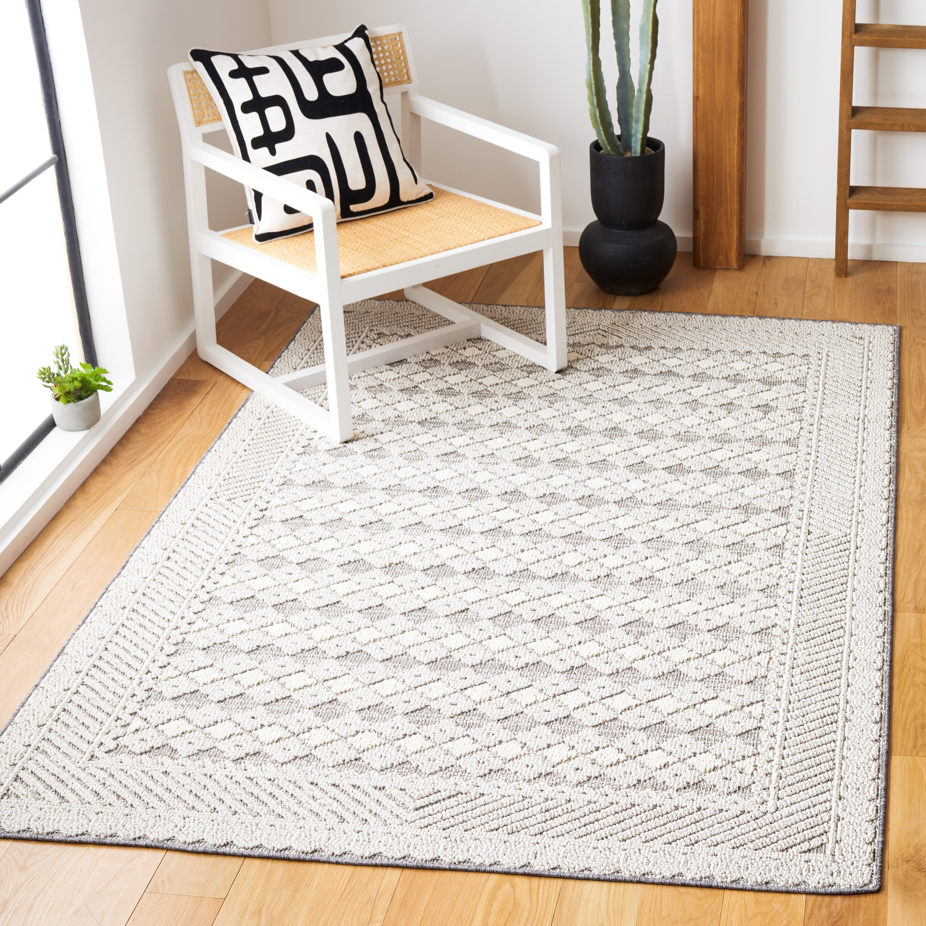 Gray Synthetic Square Indoor/Outdoor Area Rug