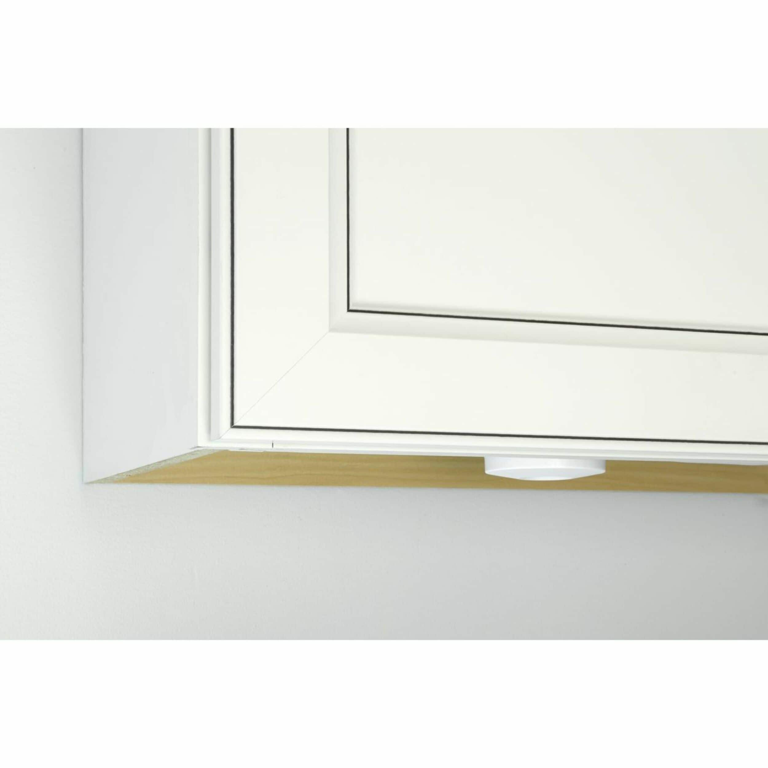 White LED Puck Light with Low Profile Design