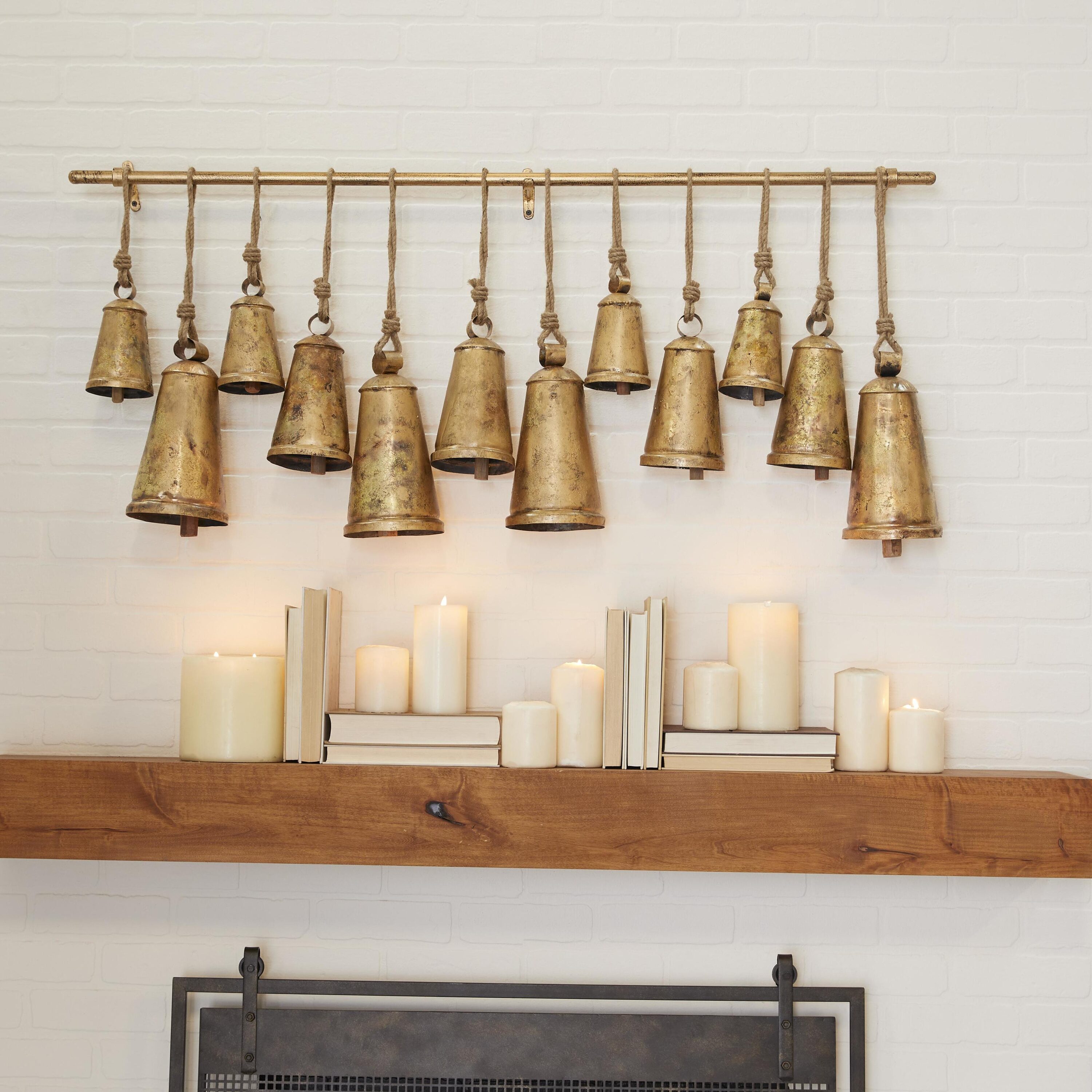 Grayson Lane 78151 Gold Metal Rustic Decor set