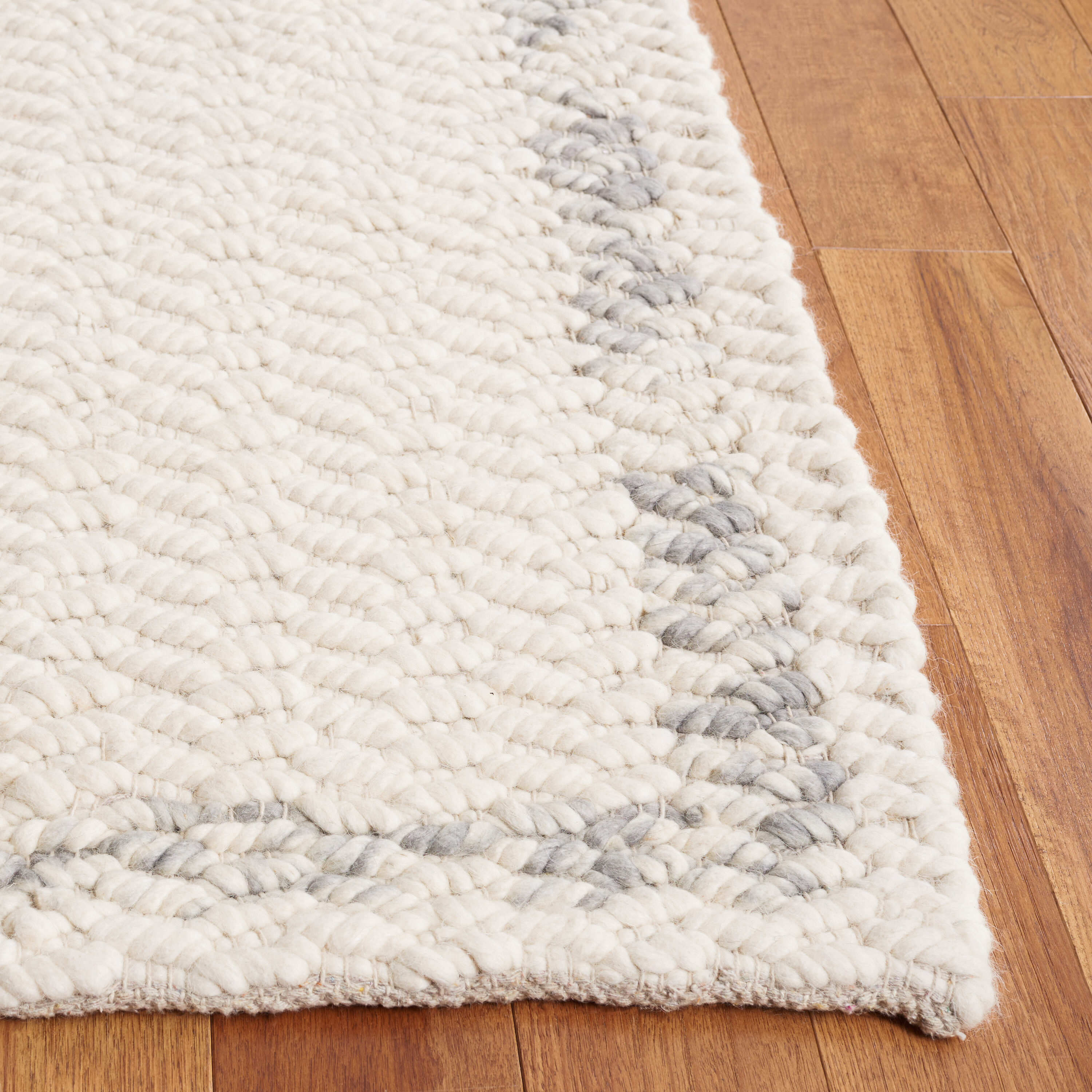 Safavieh NAT713F-5 rugs - View #3