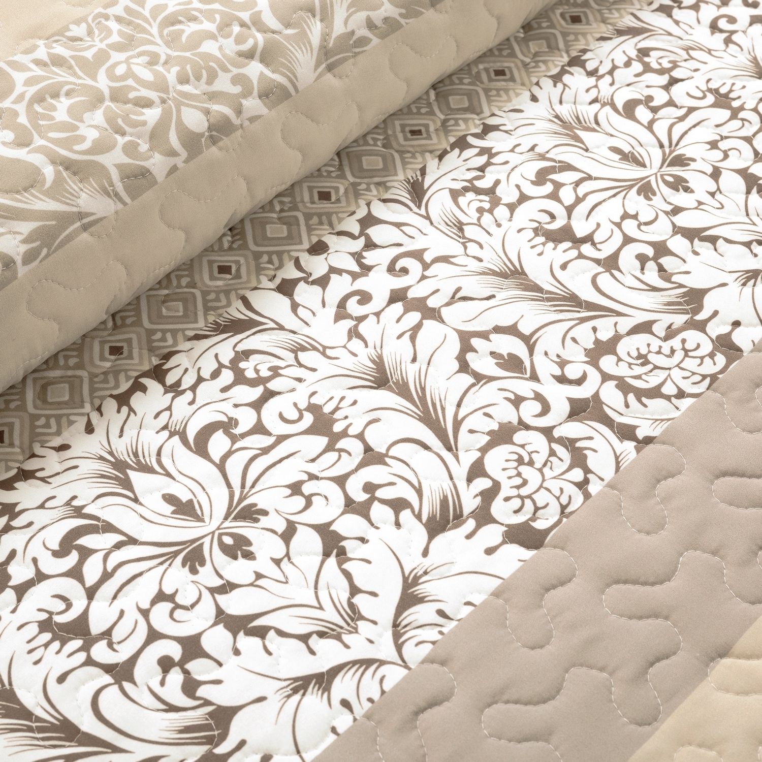 Neutral Reversible Cotton Full Quilt Set with Pillow Shams