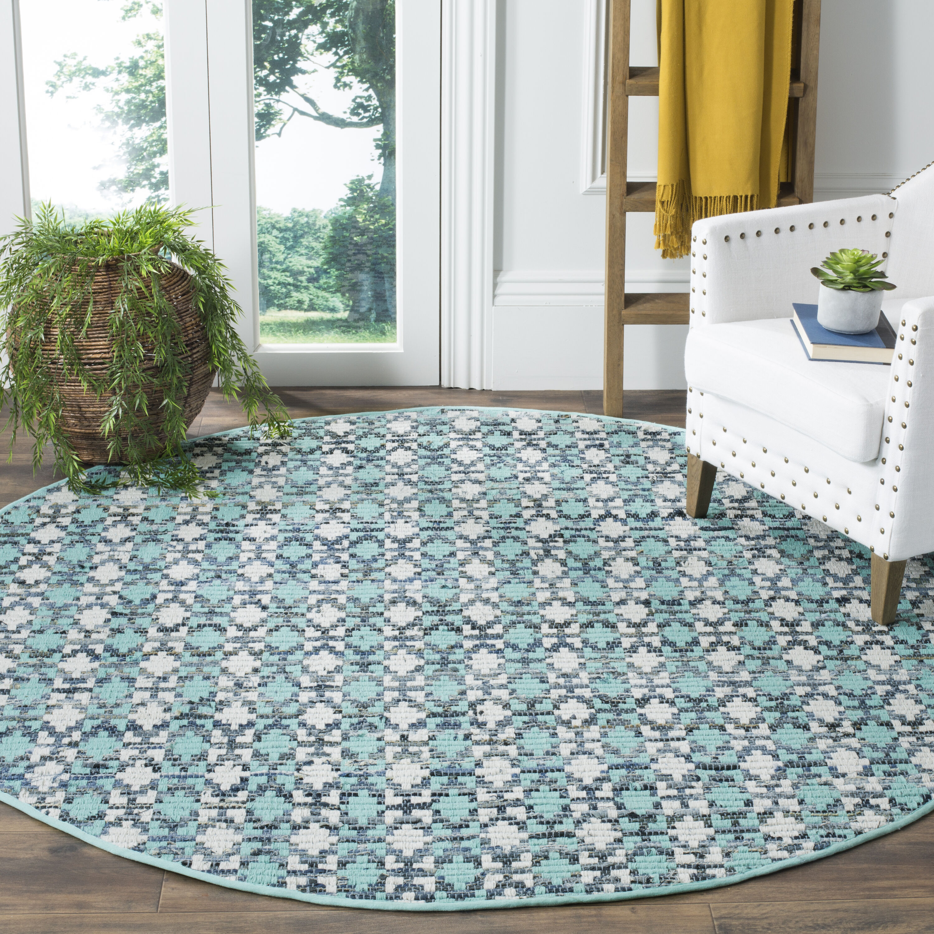Safavieh MTK123C-4R Montauk Bondi 4 x 4 (ft) Cotton Turquoise/Multi Round Indoor Stripe Coastal Area rug