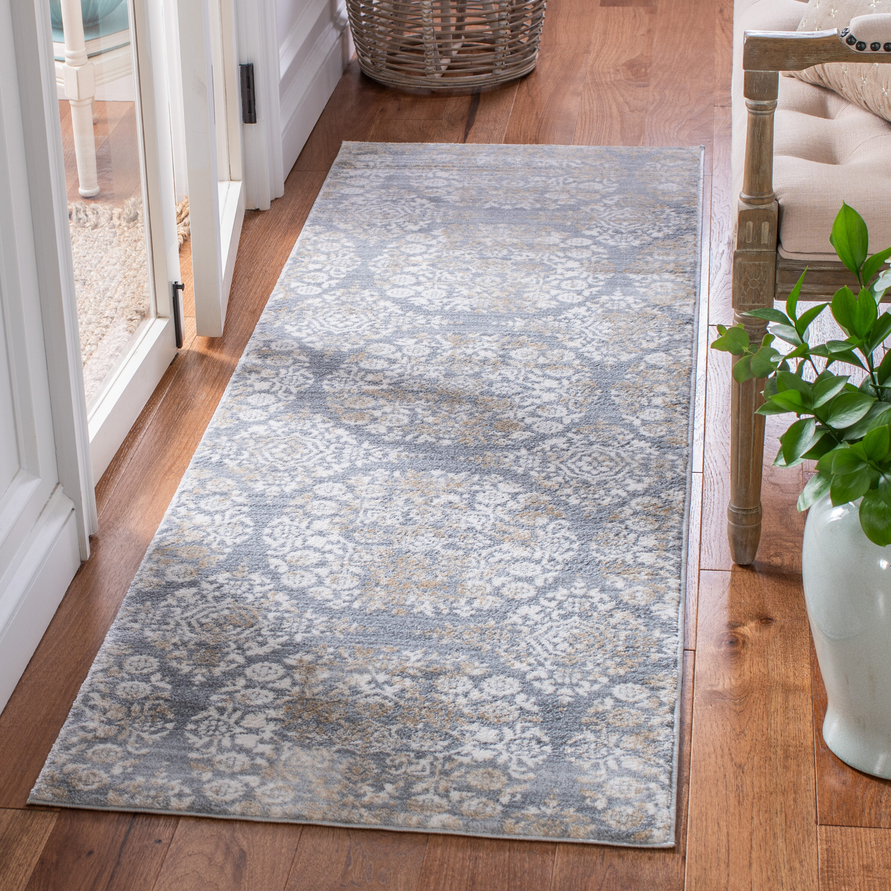  Msr0958 Isabella Silver/Ivory Traditional 2ft-2in x 7ft Runner Rug