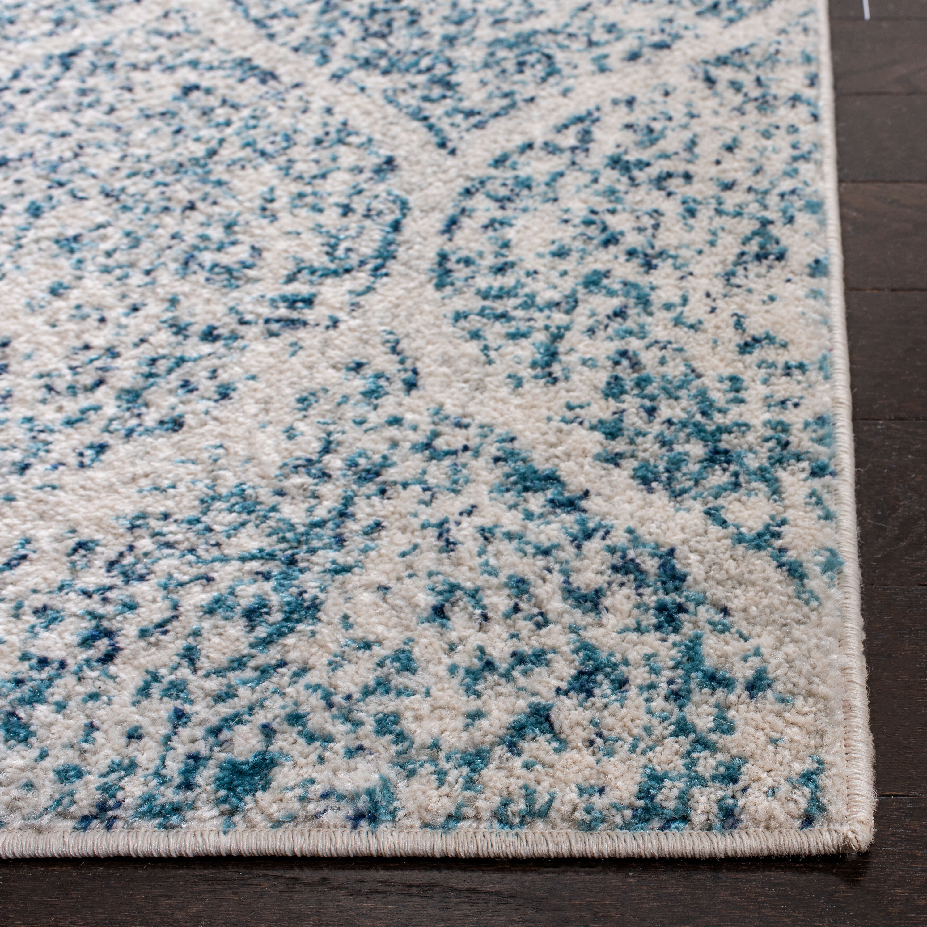 Safavieh MAD604E-7SQ rugs - View #3