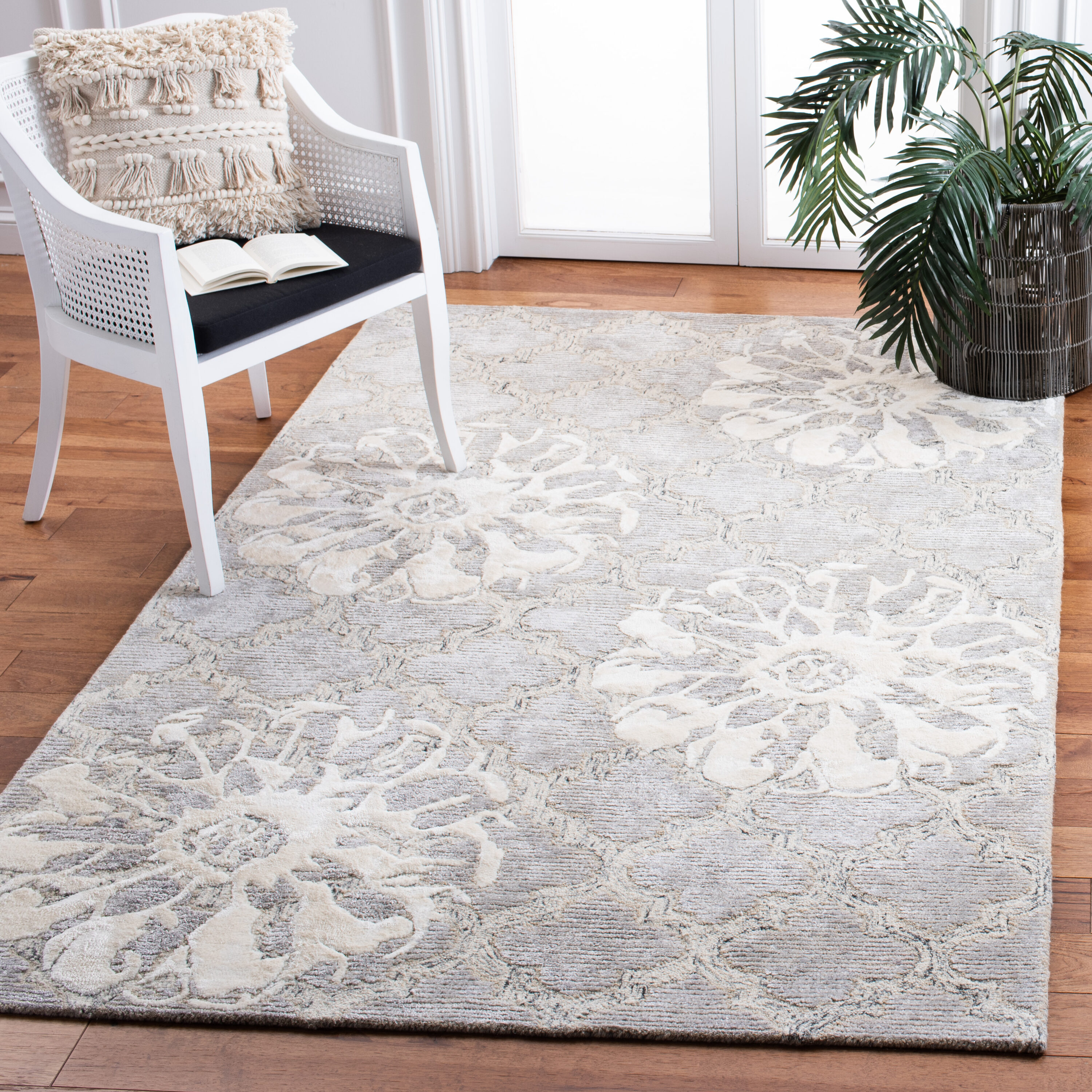  Glamour 662 Silver/Ivory Contemporary 4ft x 6ft Small Rectangle Rug