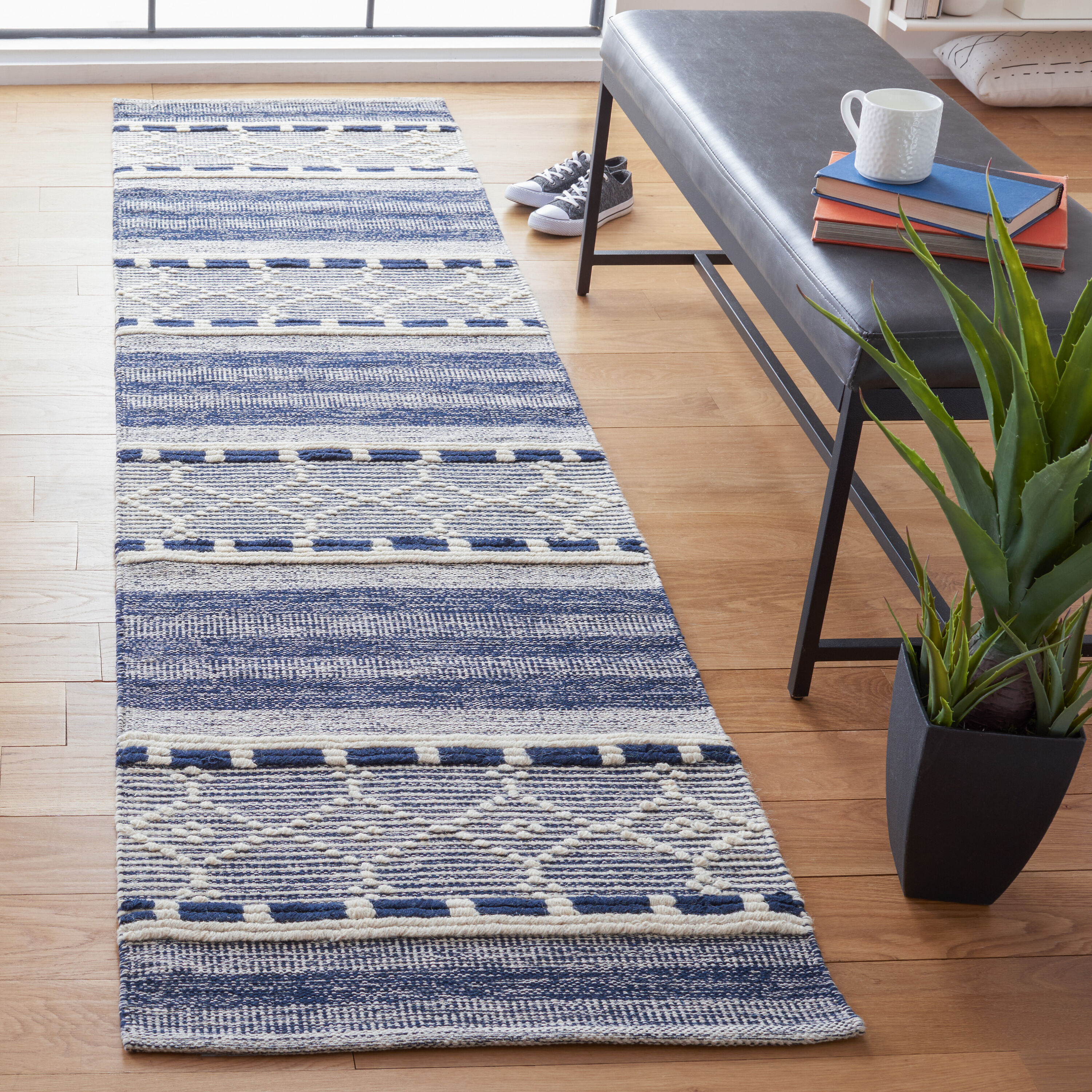  Striped Kilim 522 Navy/Ivory Bohemian 2ft-3in x 9ft Runner Rug